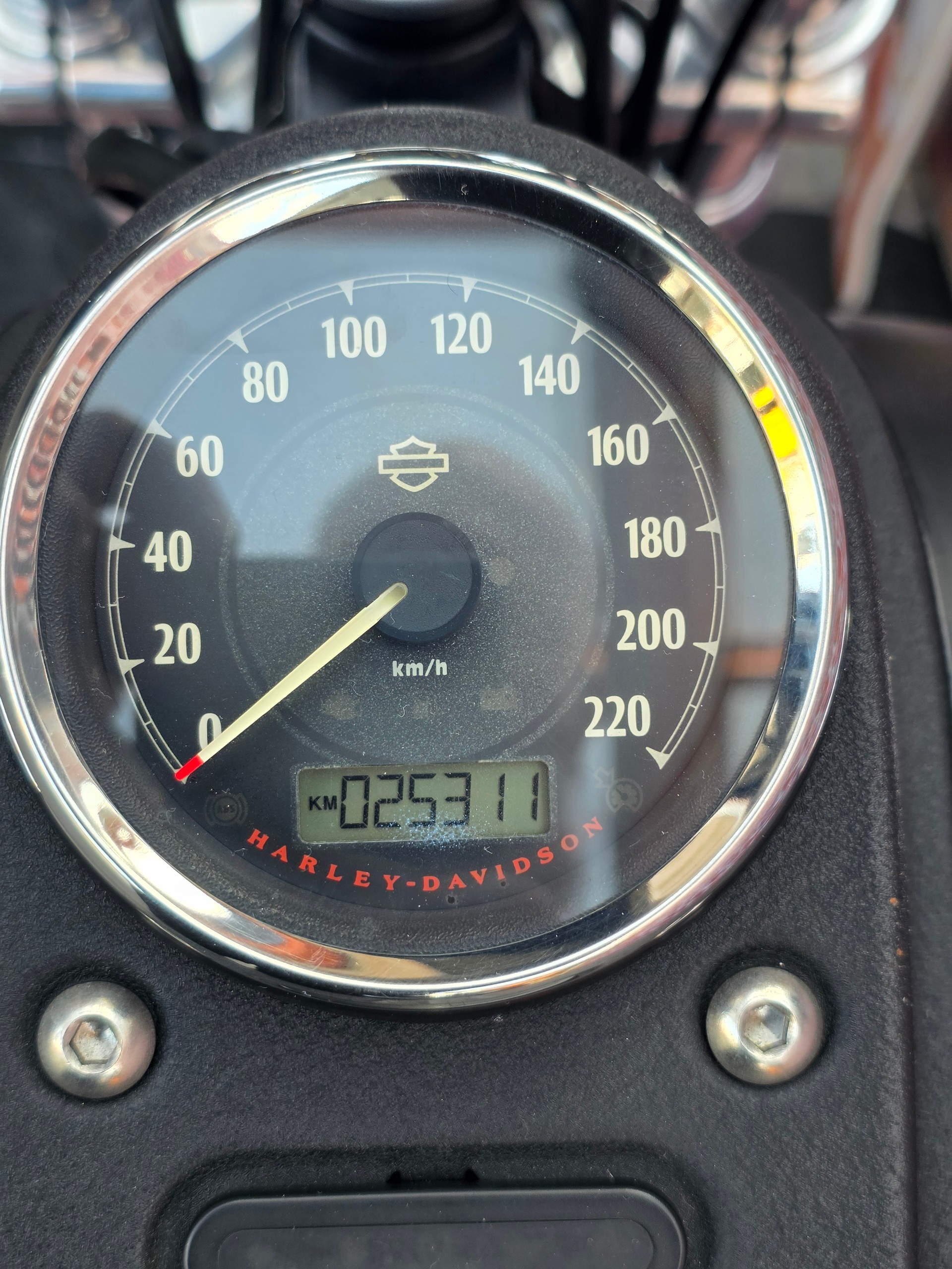 HARLEY-DAVIDSON FXDB Dyna Street Bob ABS-image-14