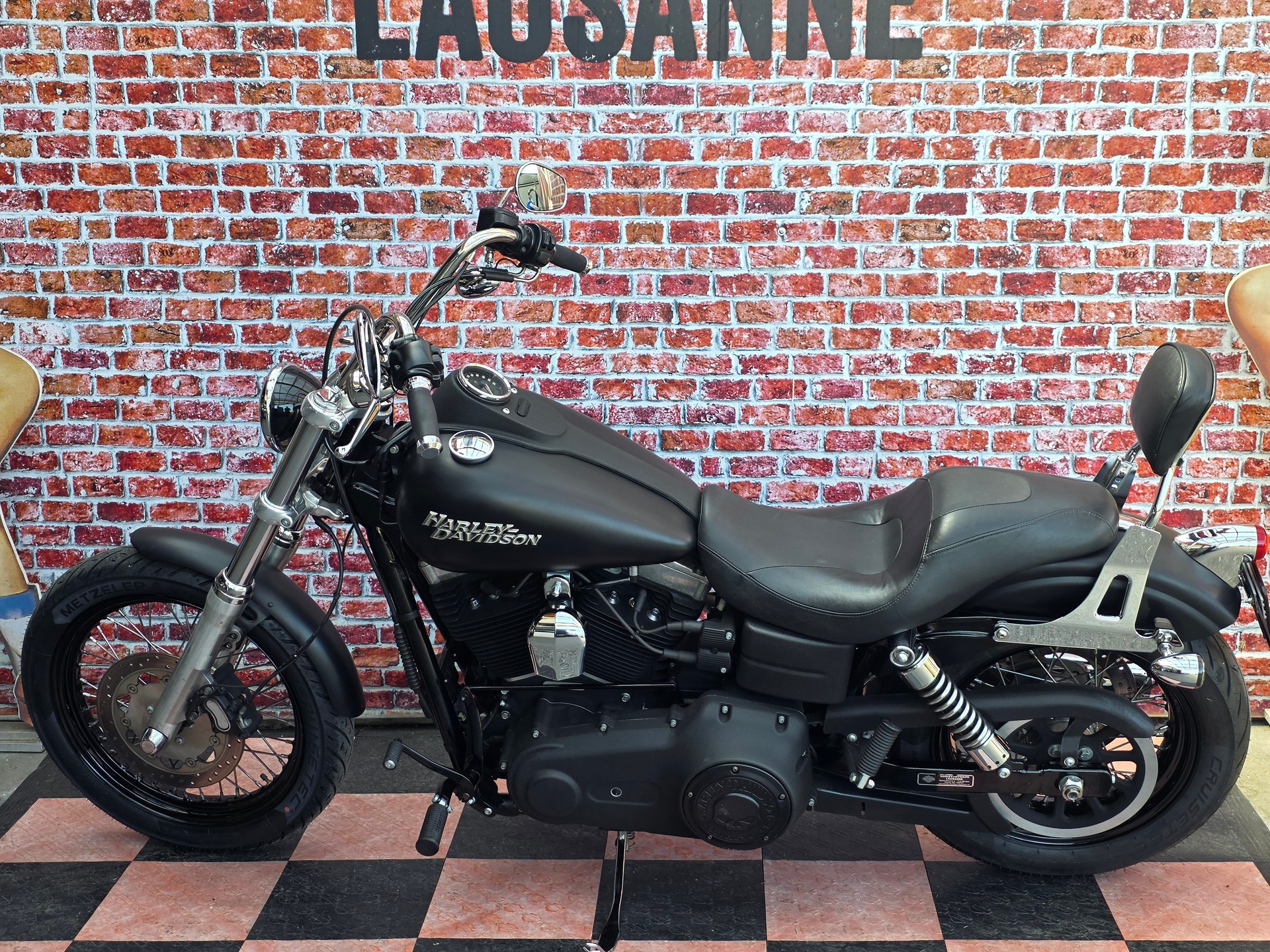 HARLEY-DAVIDSON FXDB Dyna Street Bob ABS-image-3