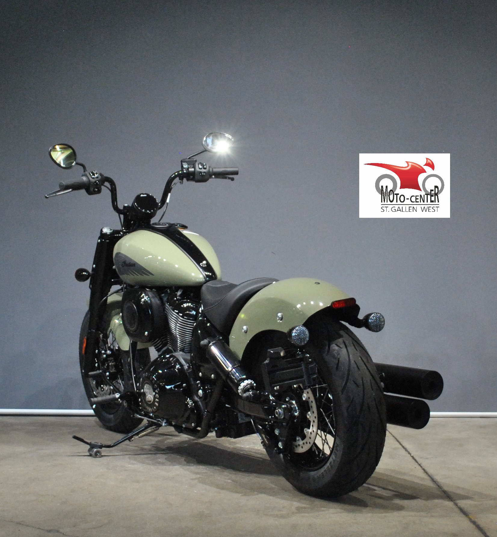 INDIAN Chief Bobber Dark Horse-image-3