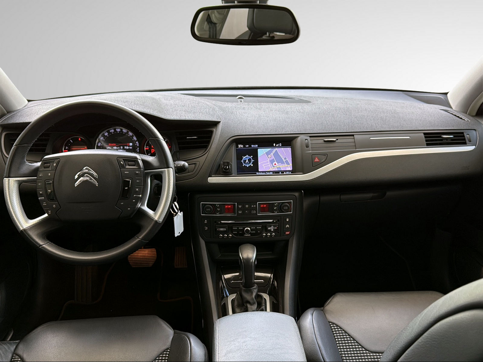 CITROEN C5 Tourer 2.0 HDi CrossTourer Automatic-image-27