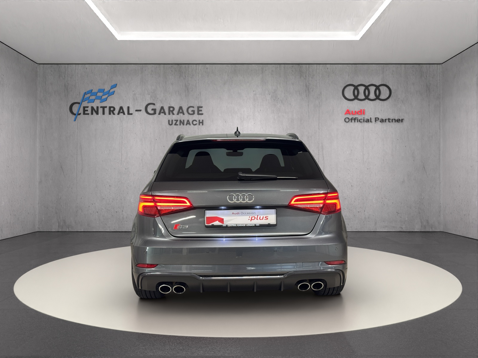 AUDI S3 Sportback 2.0 TFSI quattro S-tronic-showroom-element-3