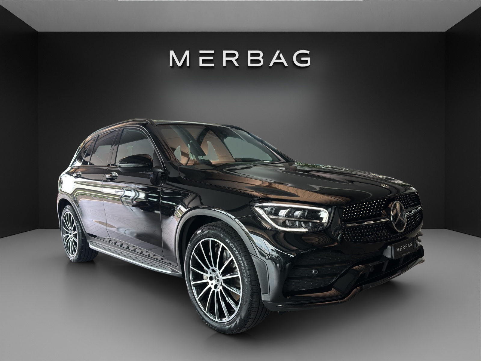 MERCEDES-BENZ GLC 220 d AMG Line 4Matic