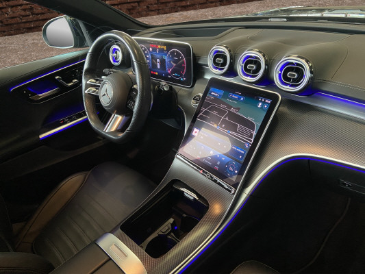 MERCEDES-BENZ C 220 d T 4M AMG Line-image-14