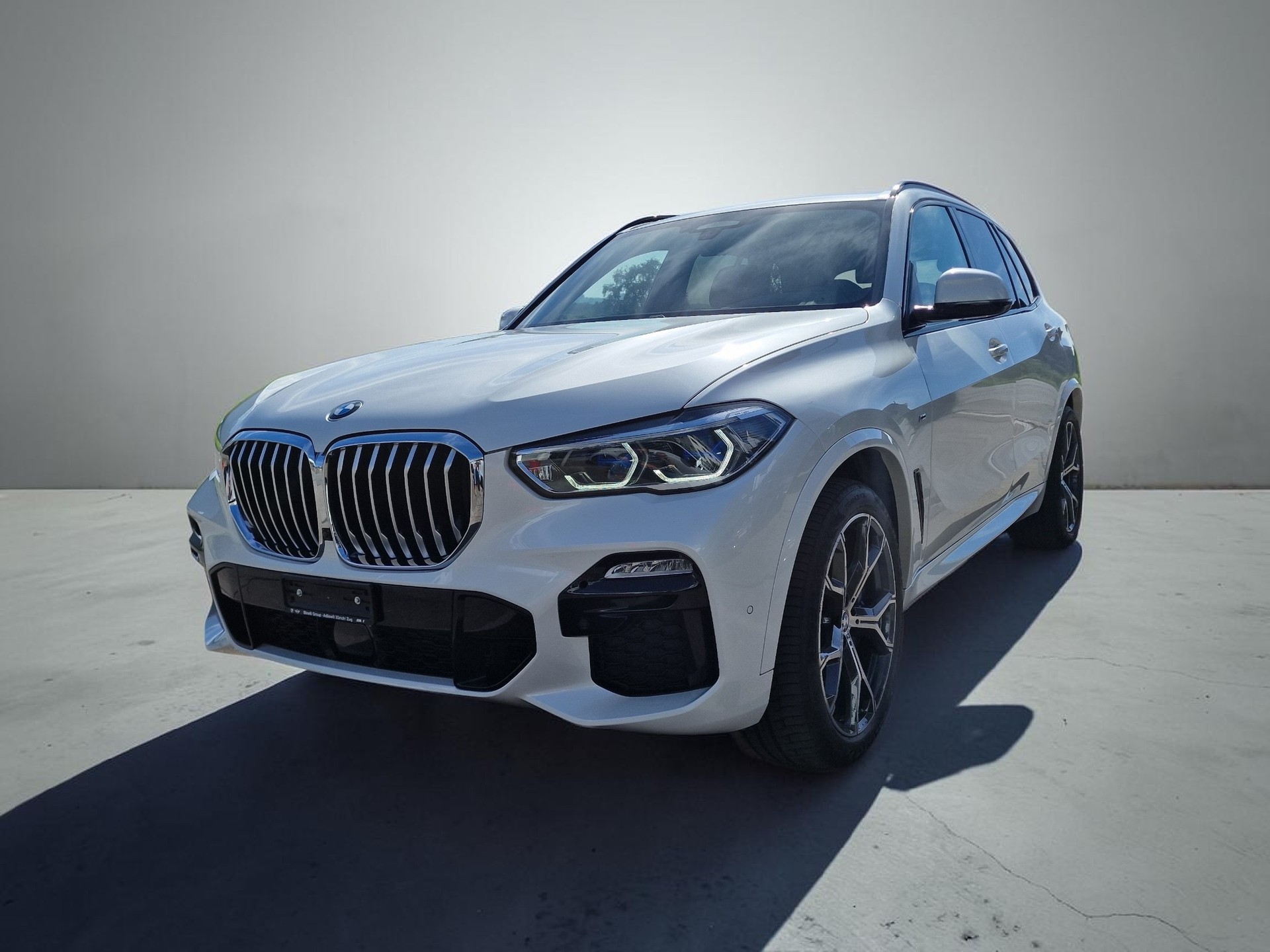 BMW X5 xDrive 40i Steptronic M- Sport 8xAlu Luftfahrw 24Mt Gara-showroom-element-3