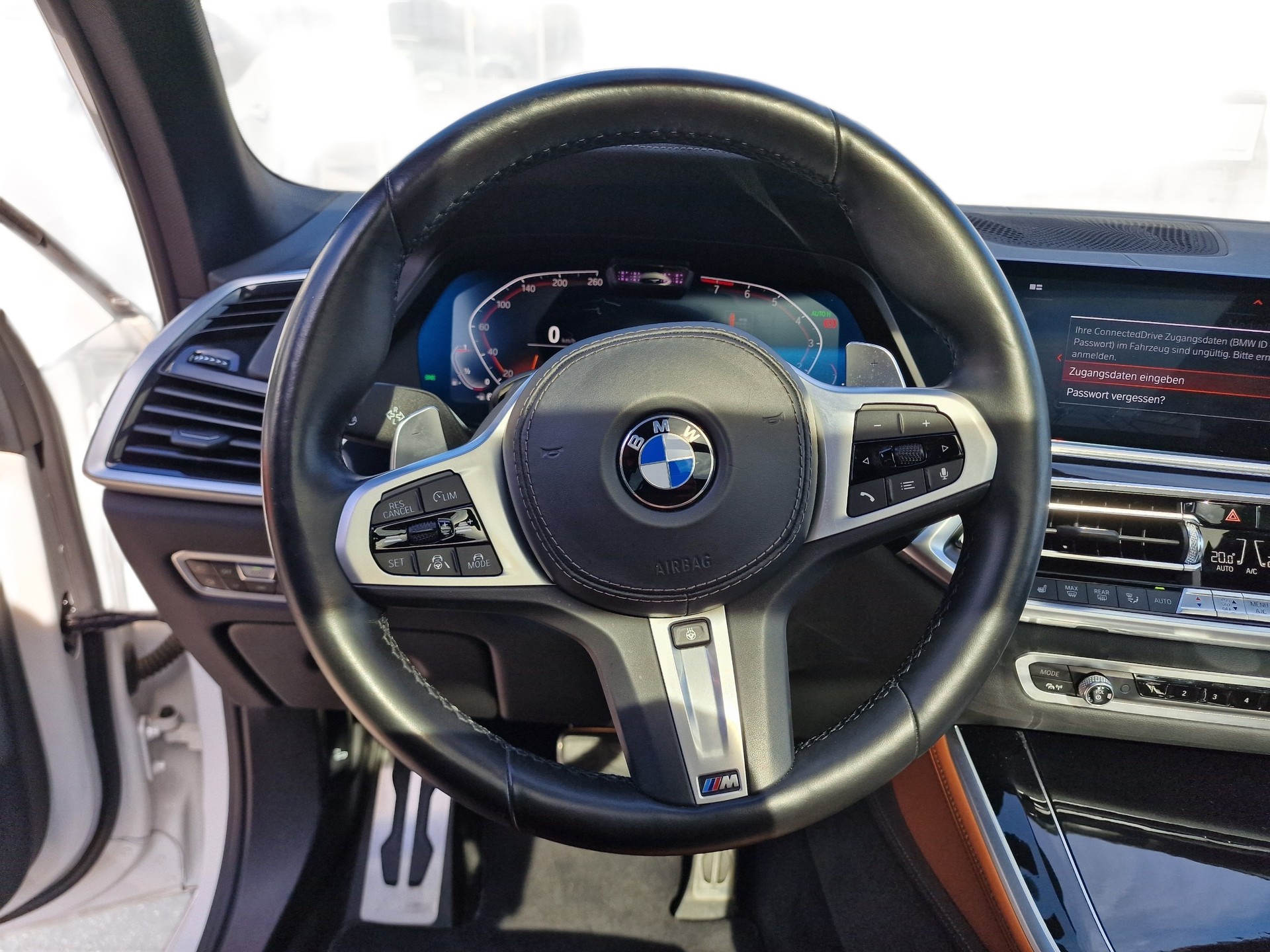 BMW X5 xDrive 40i Steptronic M- Sport 8xAlu Luftfahrw 24Mt Gara-image-15