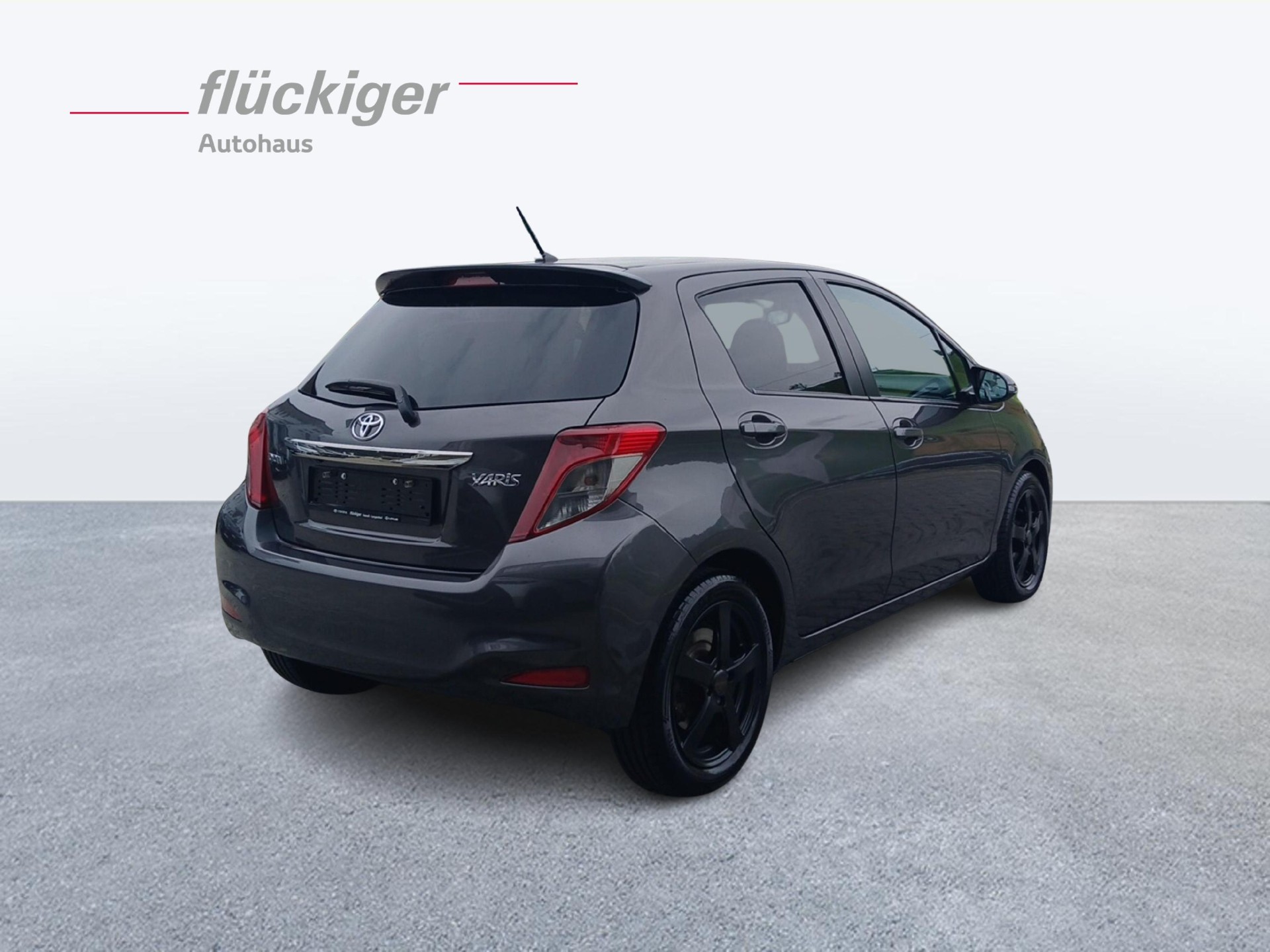 TOYOTA Yaris 1.33 VVT-i Style-image-4