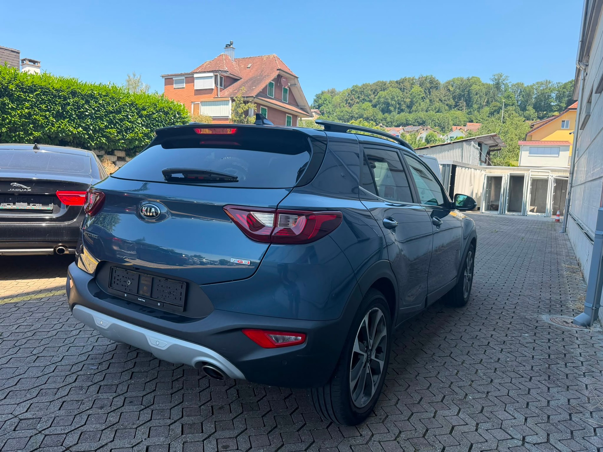 KIA Stonic 1.0 T-GDi-showroom-element-3