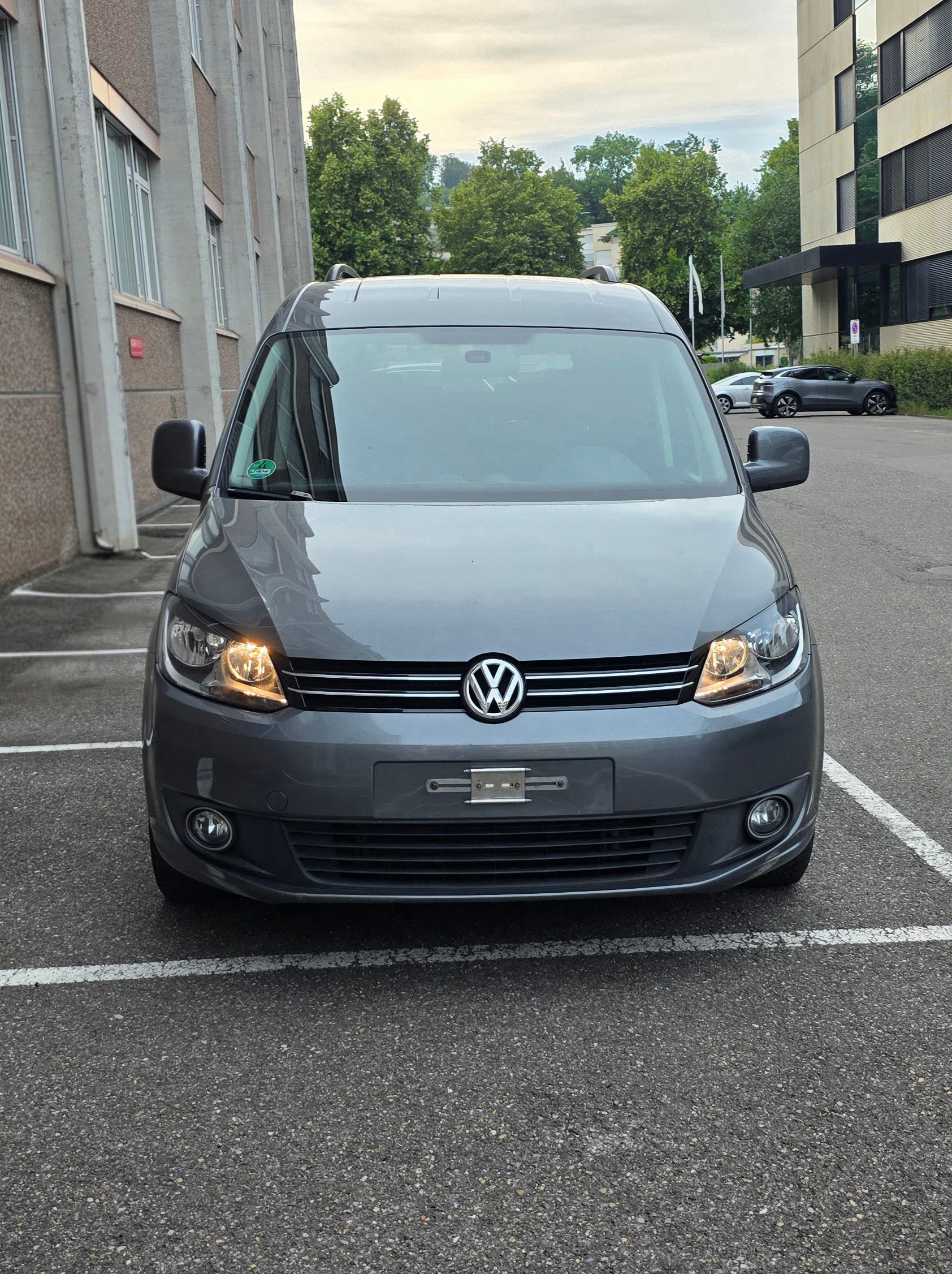 VW Caddy 1.6 TDI CR Highline ADSG