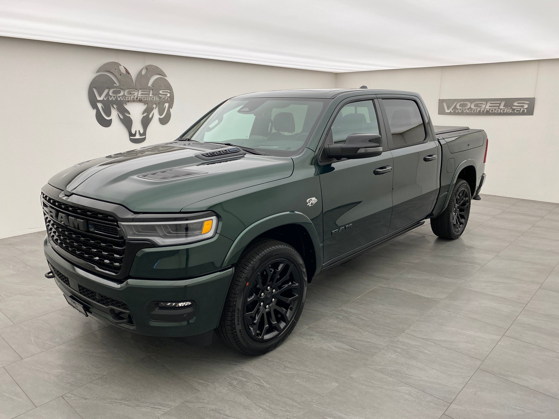 DODGE Ram 1500 5.7 Limited Night eTorque MY 2026