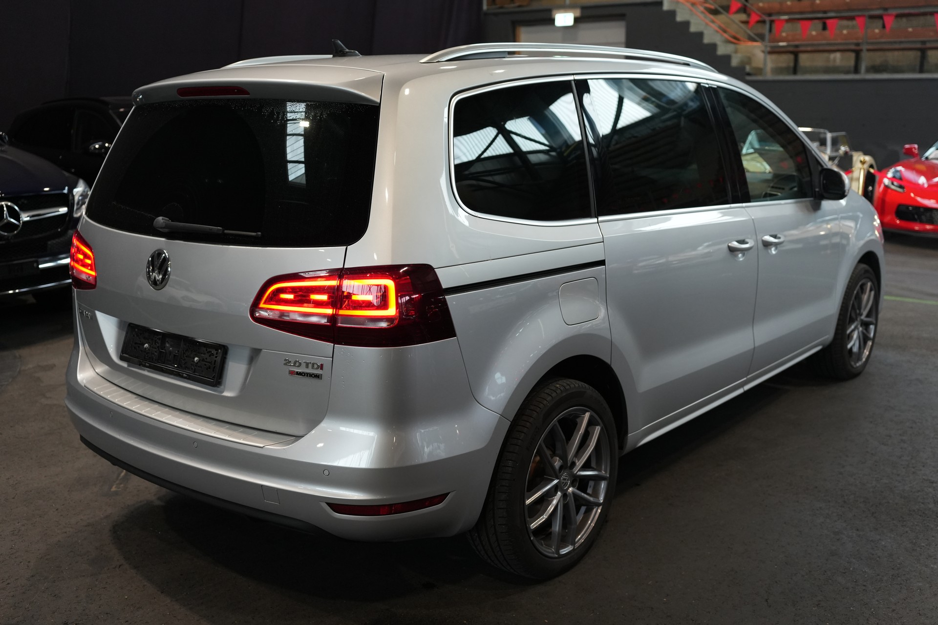 VW Sharan 2.0 TDI BMT Comfortline 4Motion DSG-showroom-element-3
