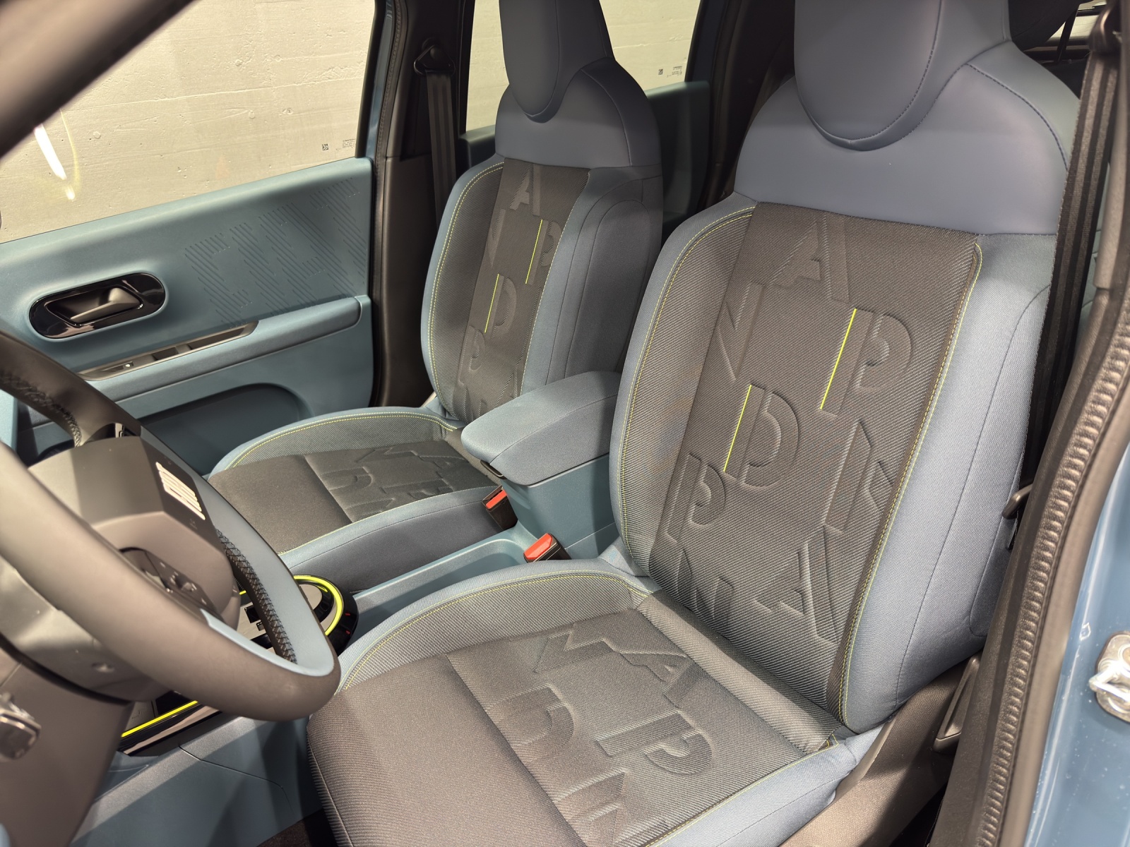 FIAT Grande Panda 1.2 Hybrid Icon-image-12