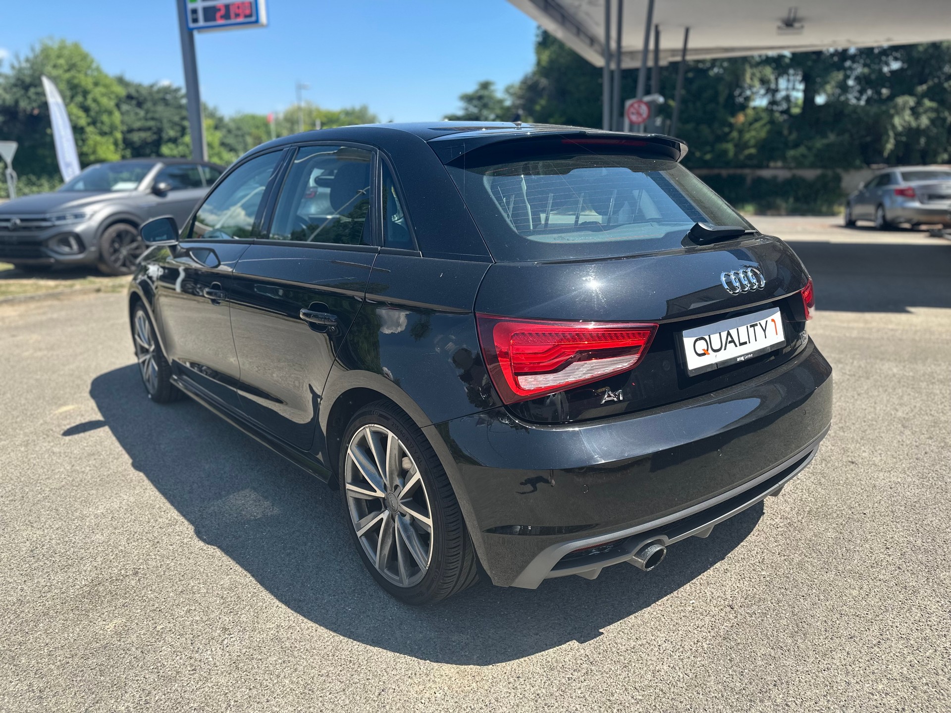 AUDI A1 Sportback 1.0 TFSI Sport-image-5