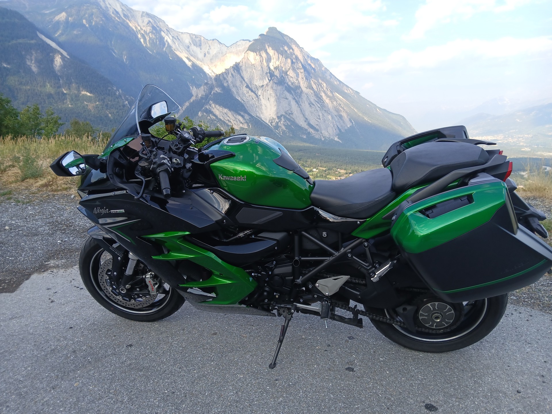 KAWASAKI Ninja H2 SX SE Tourer-image-1