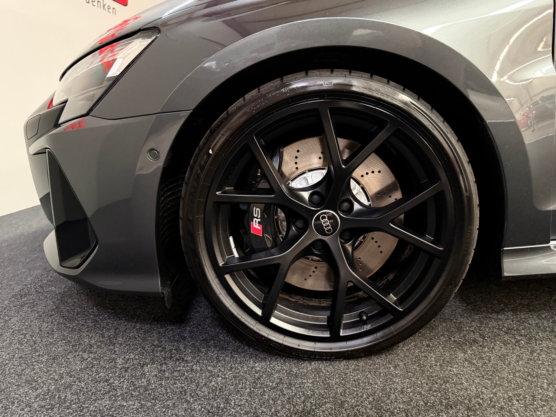 AUDI RS3 Sportback 2.5 TSI quattro S-tronic-image-12