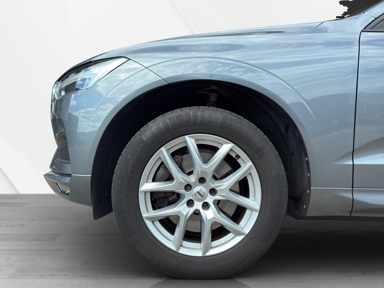 VOLVO XC60 2.0 D4 Momentum AWD-image-8