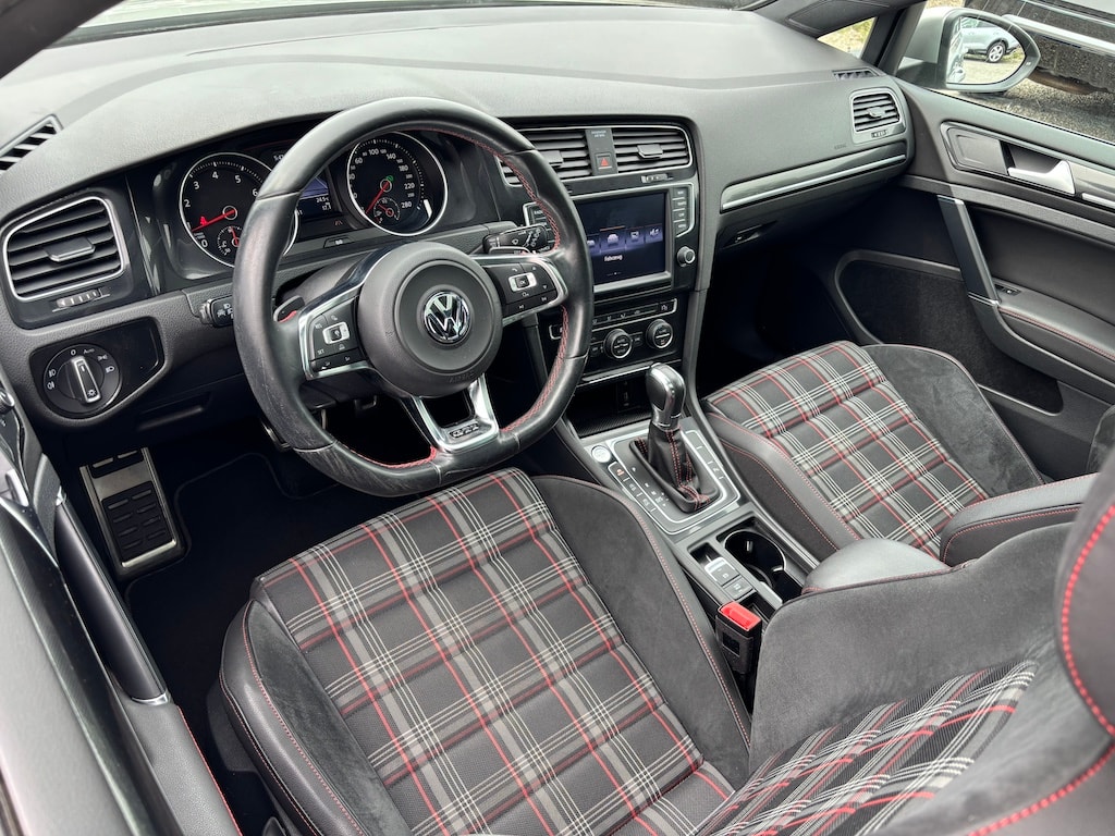 VW Golf 2.0 TSI GTI Performance DSG-image-9