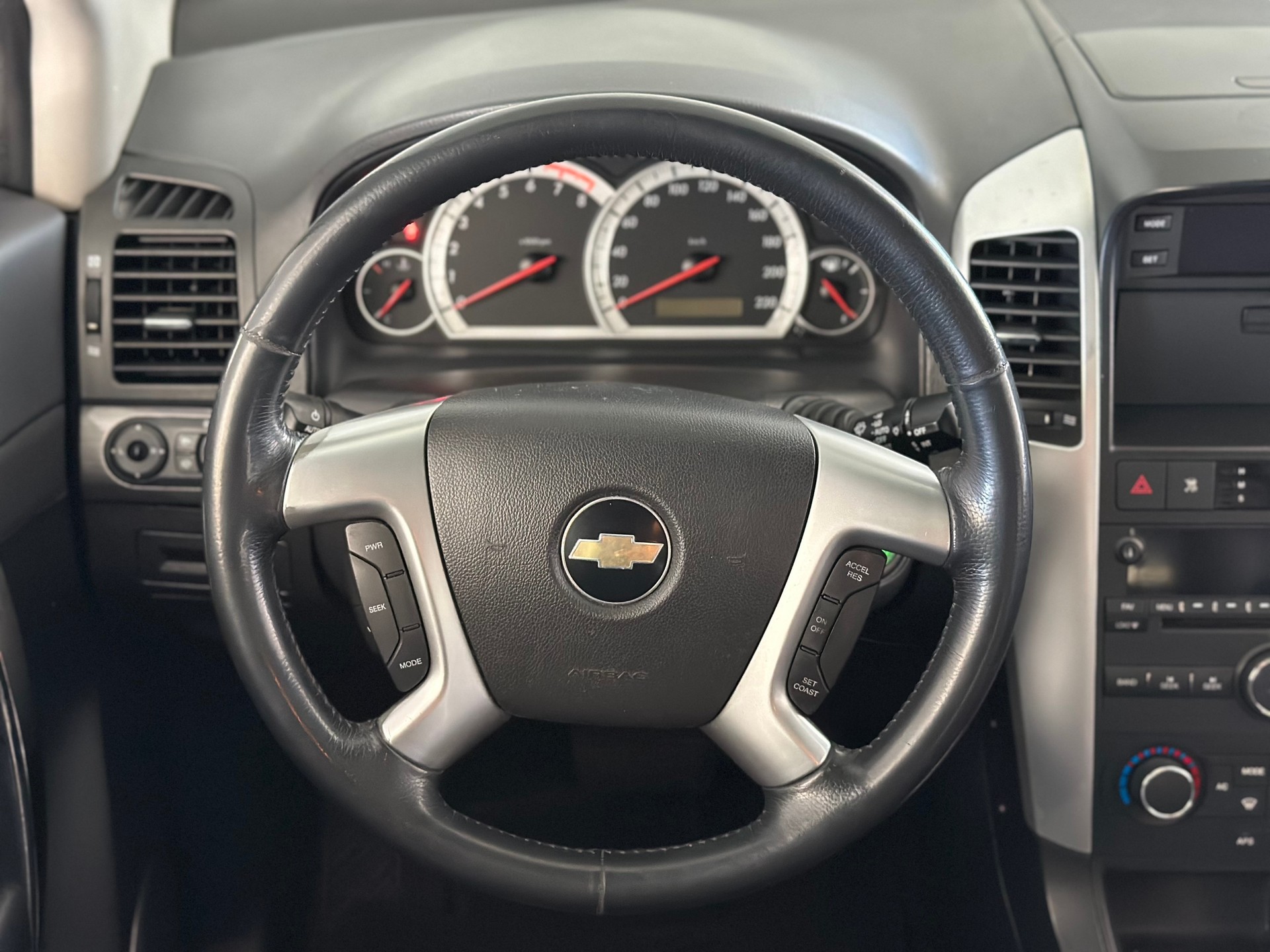 CHEVROLET Captiva 3.2 V6 LT Executive 4WD Automatic-image-11