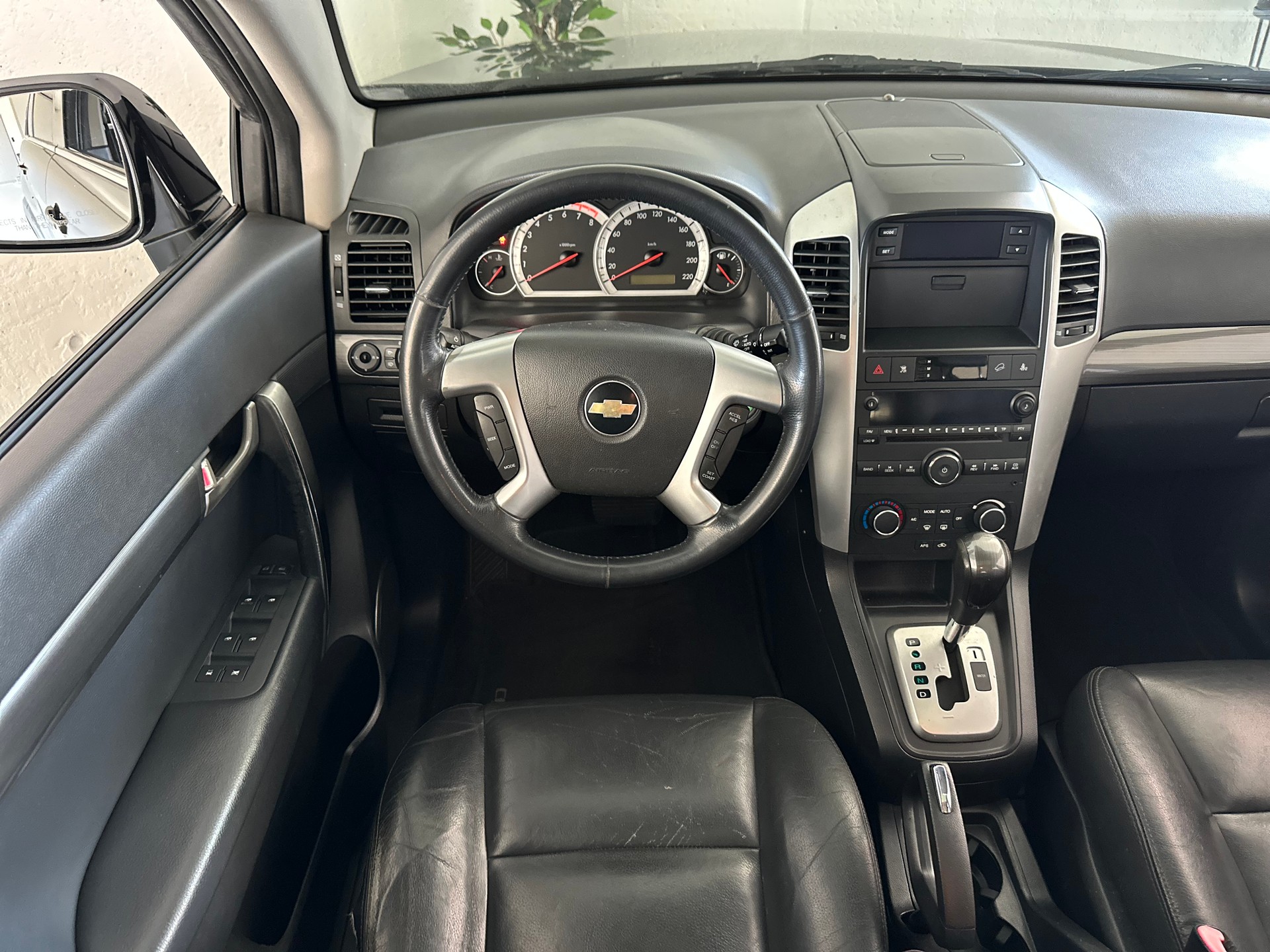 CHEVROLET Captiva 3.2 V6 LT Executive 4WD Automatic-image-12