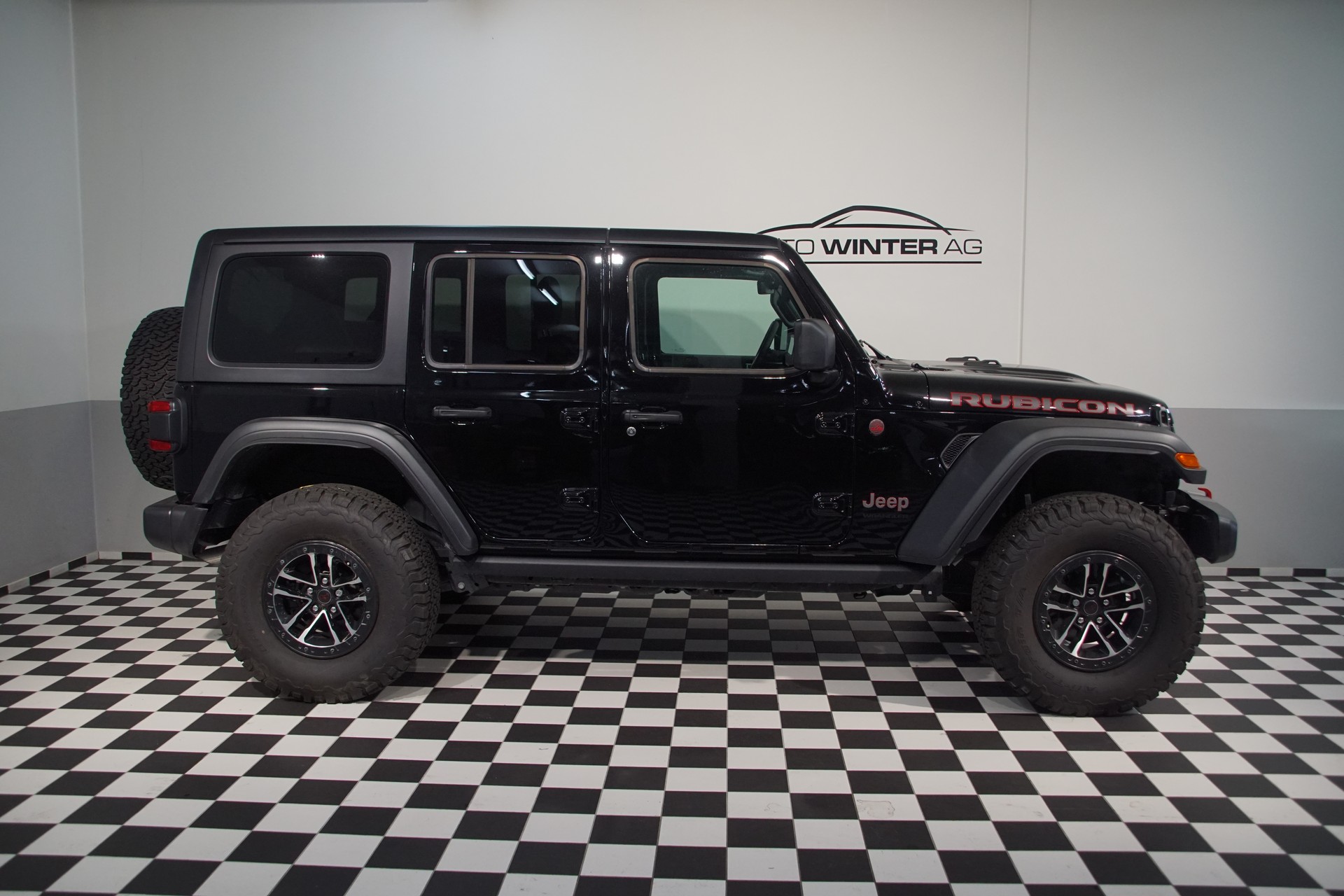 JEEP New Wrangler 3.6 V6 X-showroom-element-3