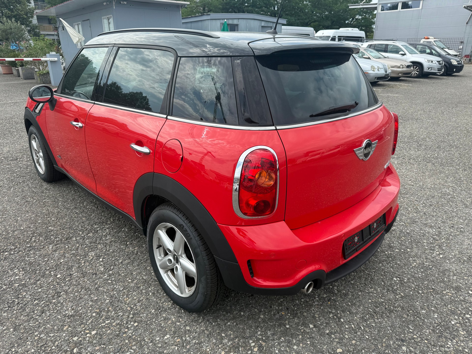 MINI Countryman Cooper S ALL4 Steptronic-image-2