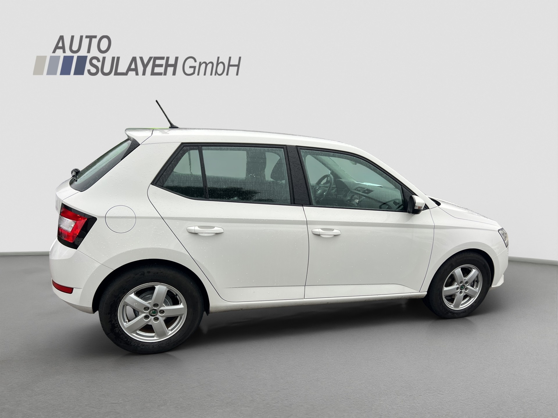 SKODA Fabia 1.0 MPI Ambition-showroom-element-2
