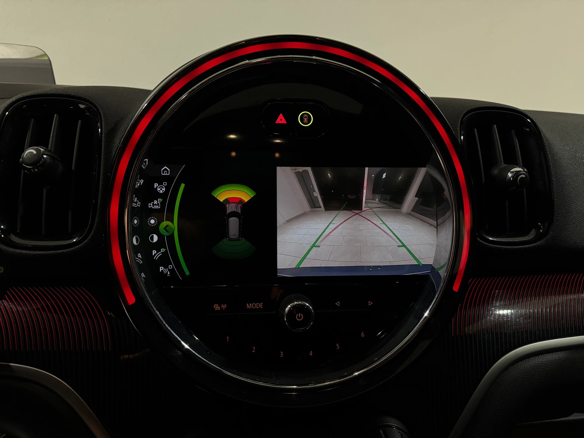 MINI Countryman Cooper S ALL4 Steptronic | 1.Hand |-image-15