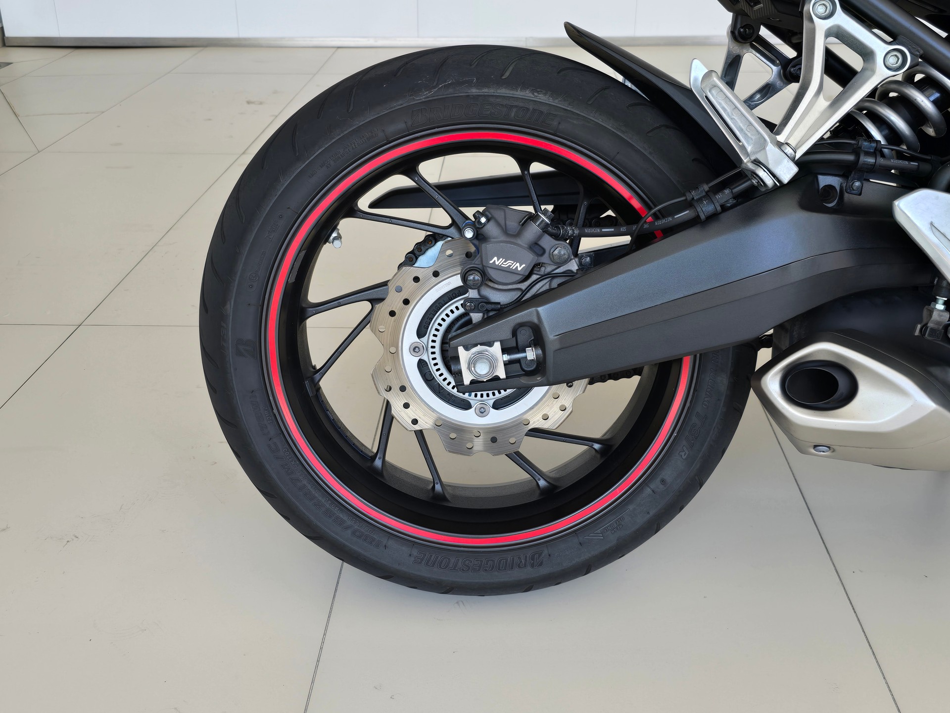 HONDA CB 650 F ABS-image-9