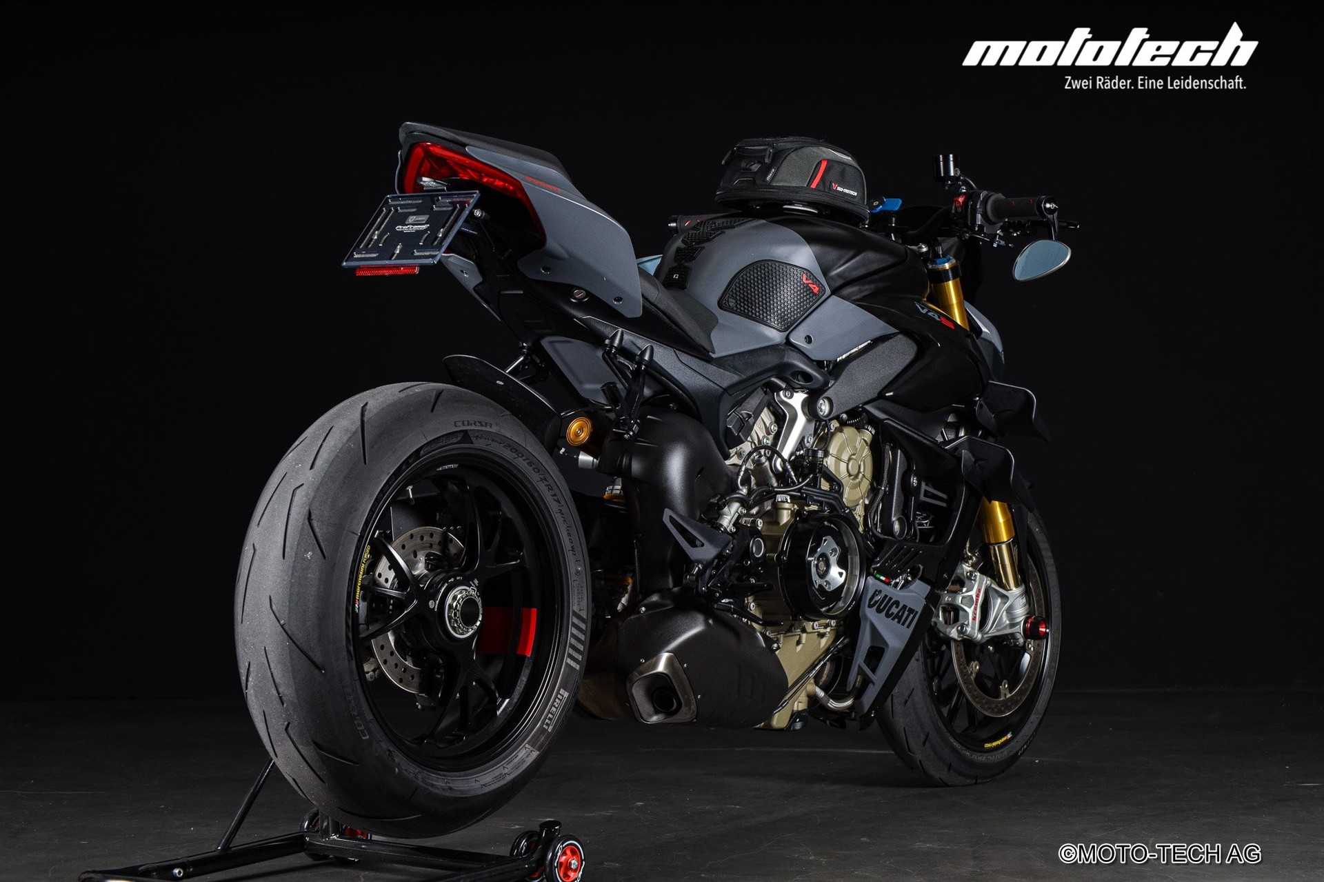 DUCATI Streetfighter V4 S-image-2