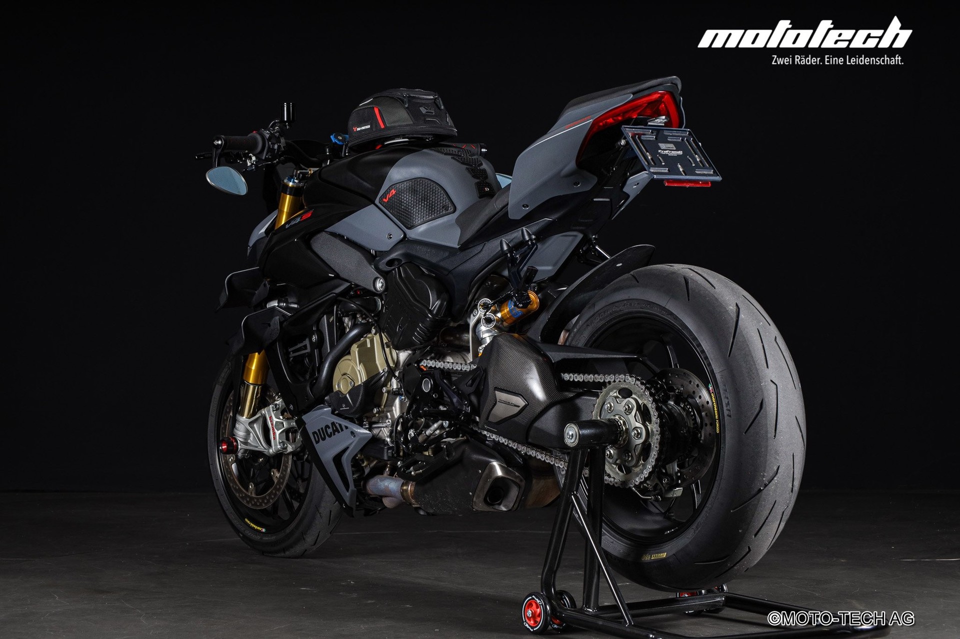 DUCATI Streetfighter V4 S-image-3