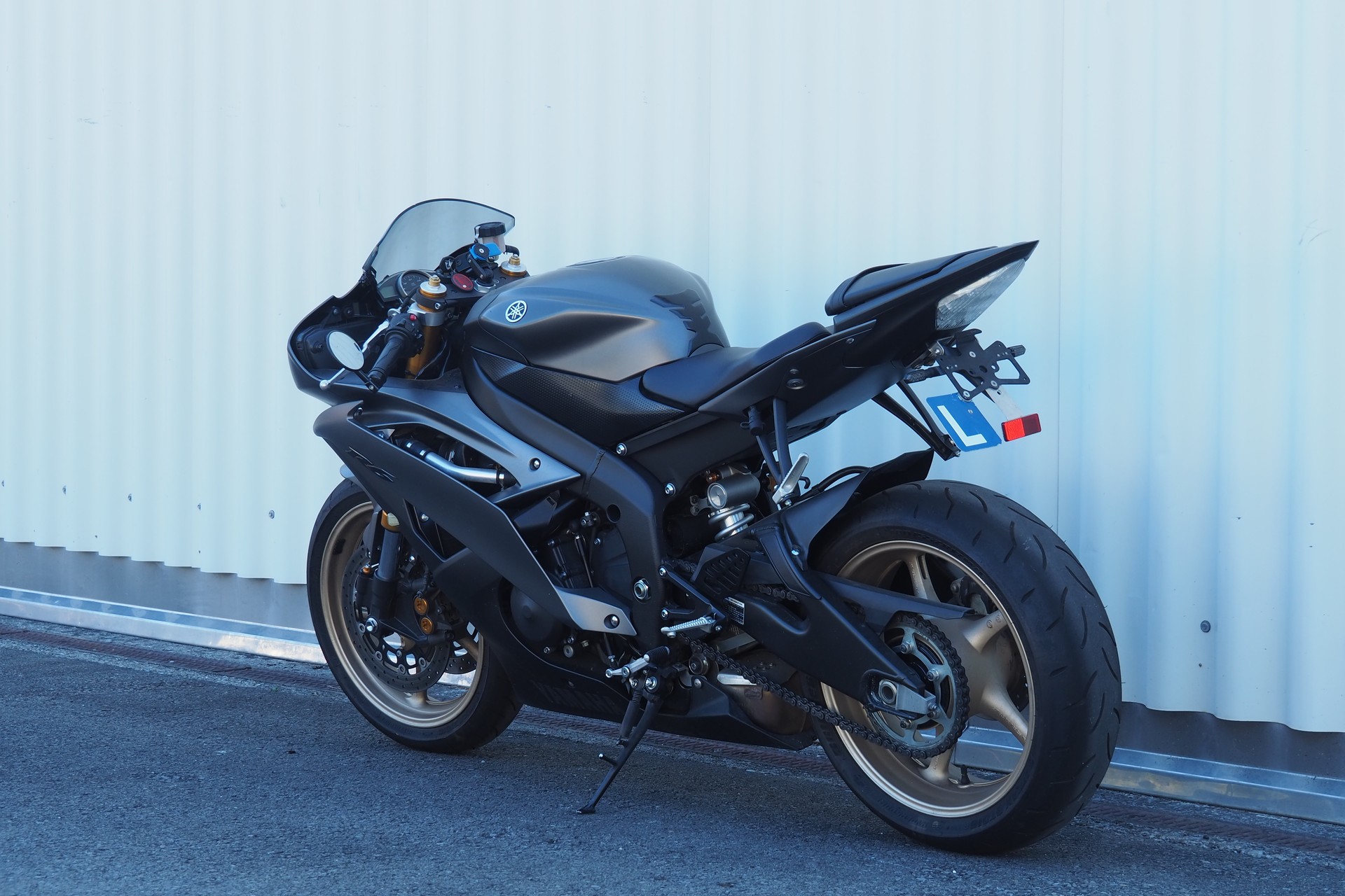 YAMAHA YZF-R6-image-3