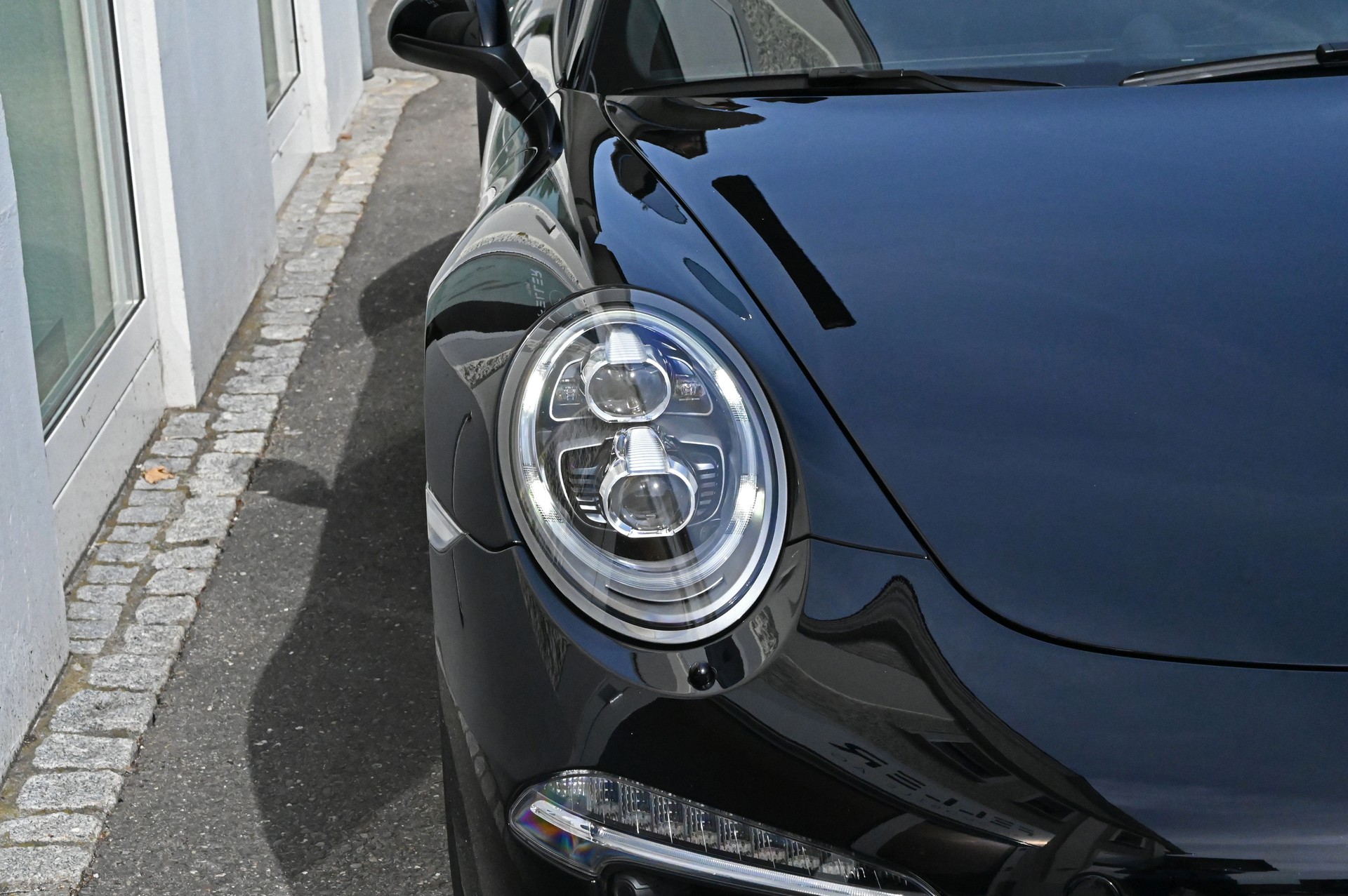 PORSCHE 911 Carrera 4 GTS PDK-showroom-element-3