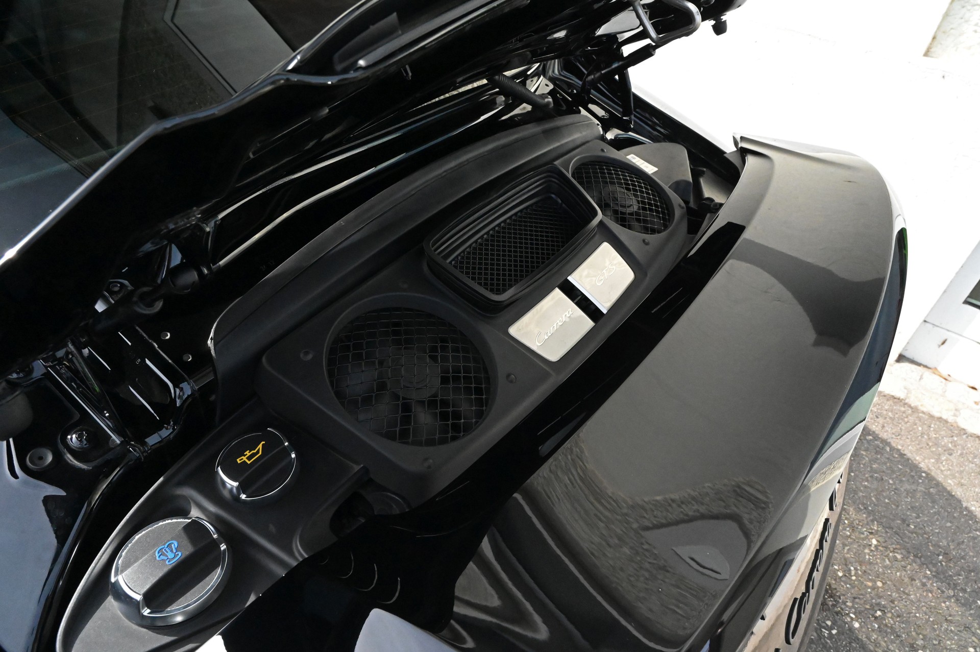 PORSCHE 911 Carrera 4 GTS PDK-image-27
