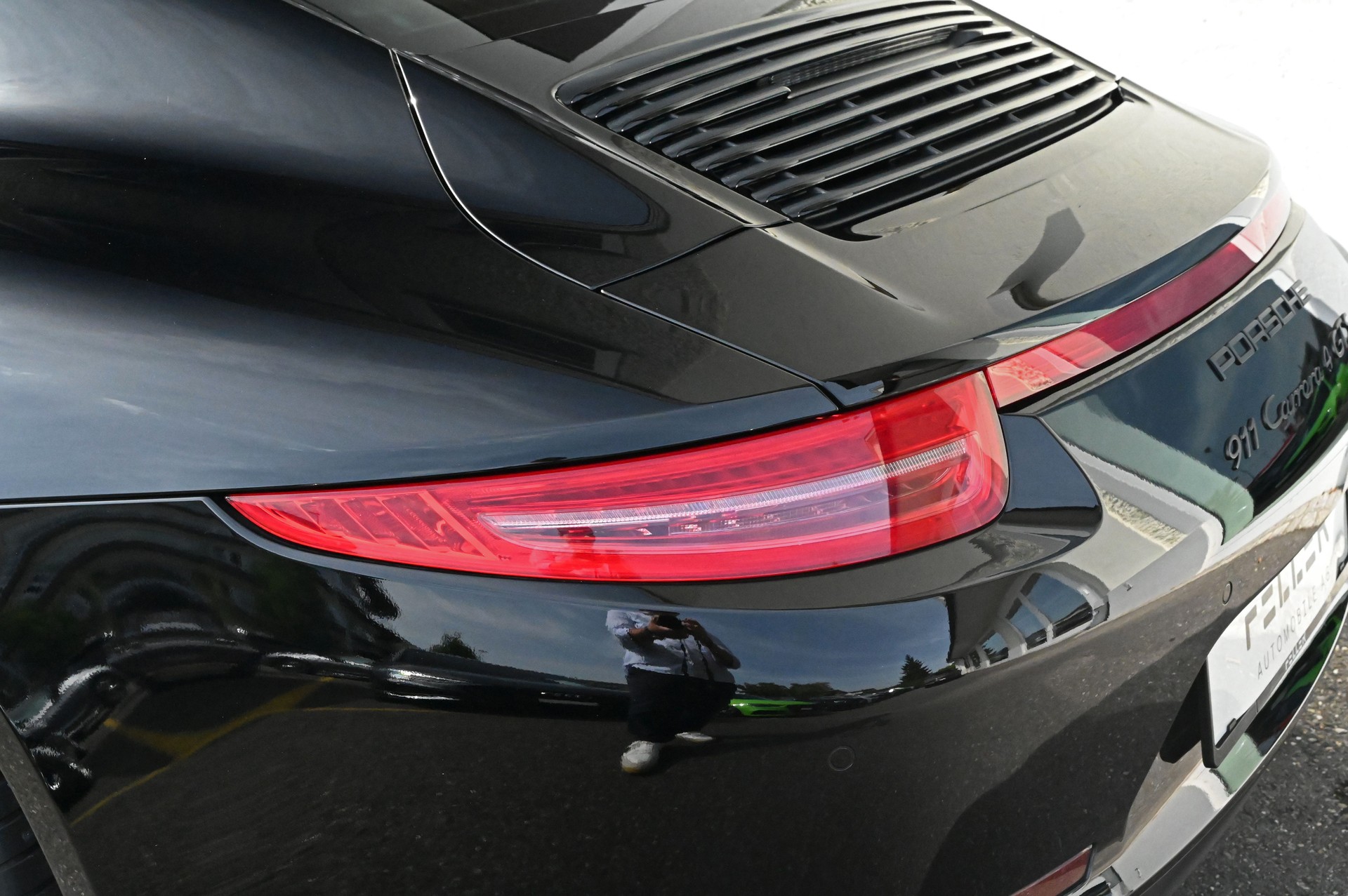 PORSCHE 911 Carrera 4 GTS PDK-image-8