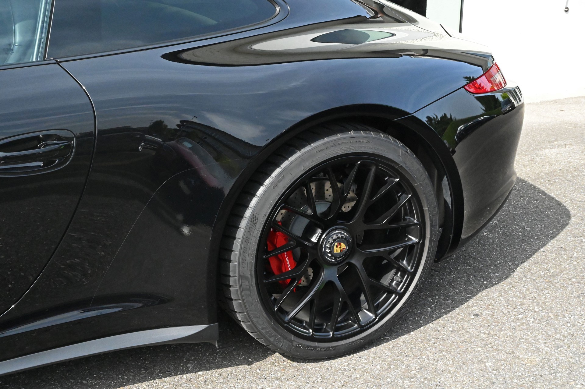 PORSCHE 911 Carrera 4 GTS PDK-image-6