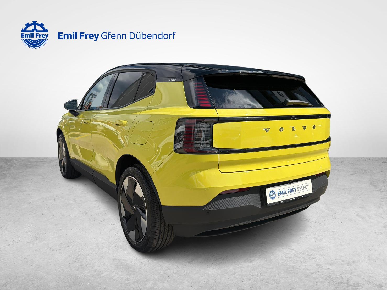 VOLVO EX30 E60 Plus-showroom-element-2