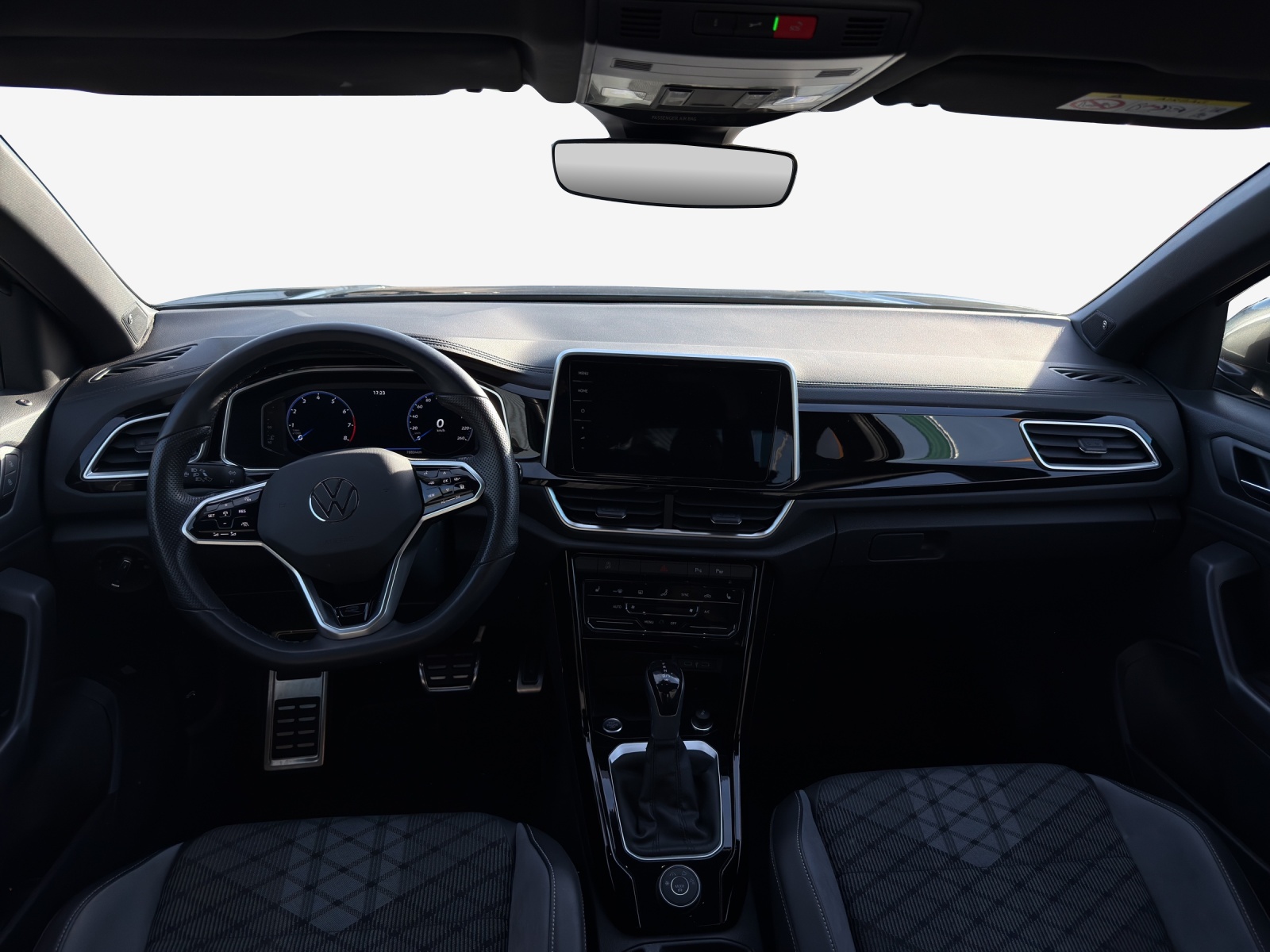 VW T-Roc 2.0 TSI R-Line DSG 4Motion-image-8