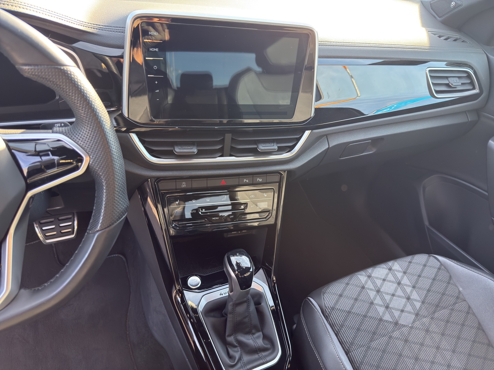 VW T-Roc 2.0 TSI R-Line DSG 4Motion-image-10