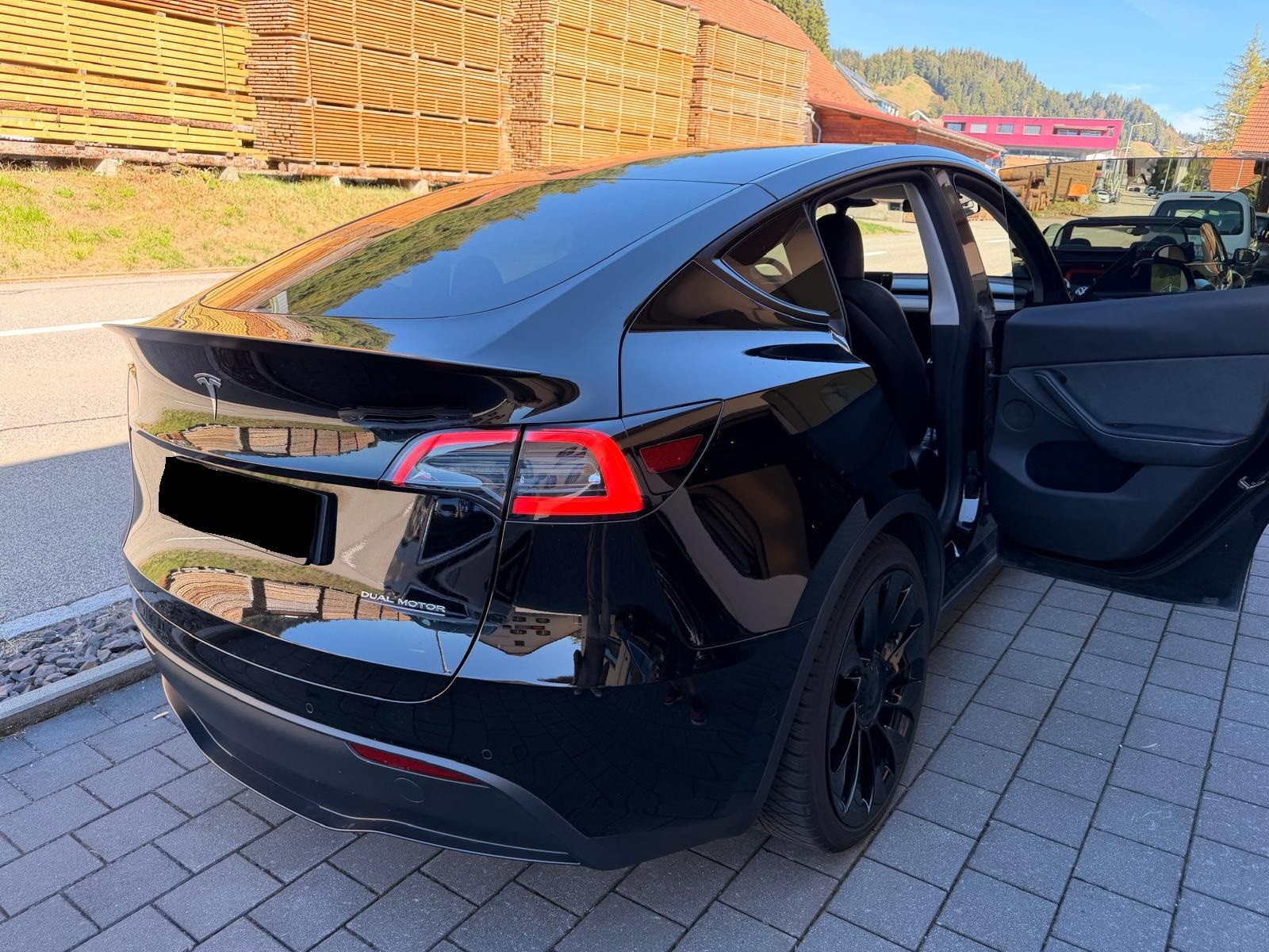 TESLA Model Y Performance AWD 🔥-image-9