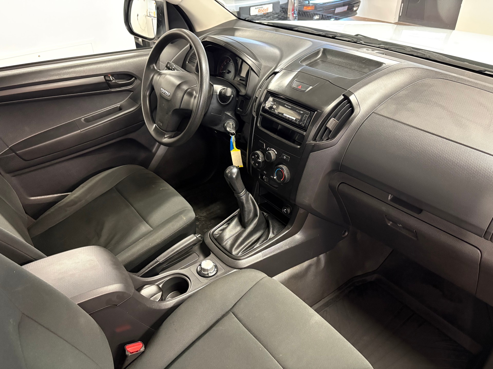 ISUZU D-MAX 1.9 4x4 KIPPER-image-11
