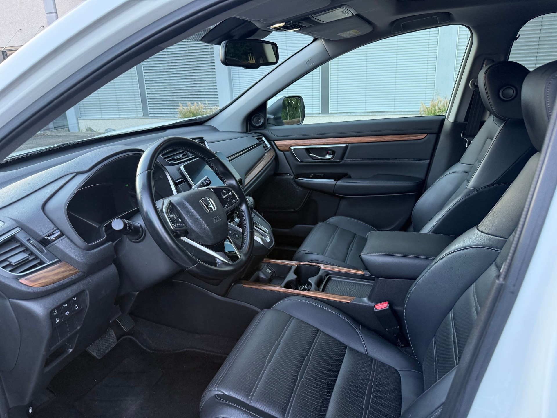 HONDA CR-V 1.5 i-VTEC Lifestyle 4WD Automatic-image-6
