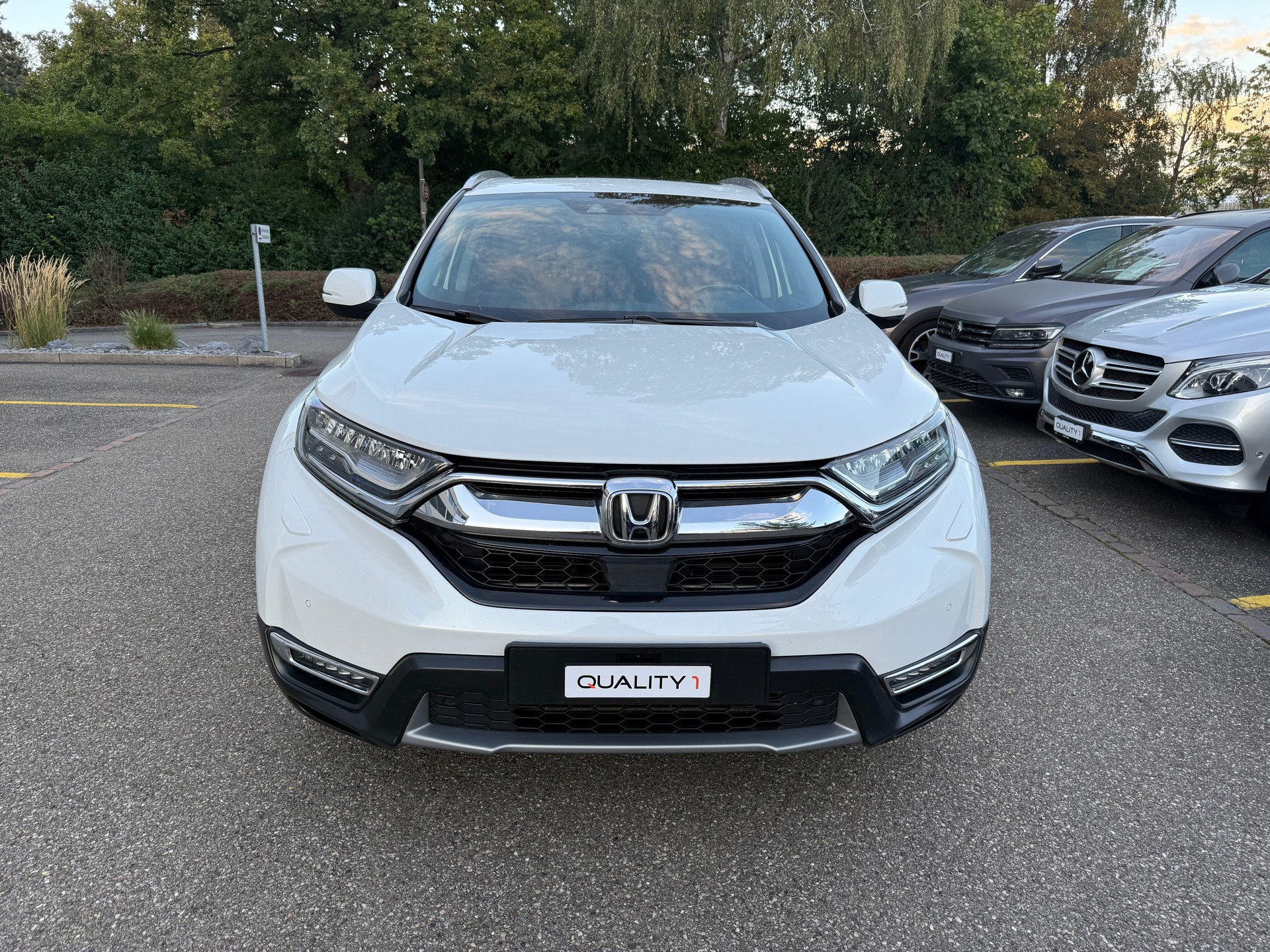 HONDA CR-V 1.5 i-VTEC Lifestyle 4WD Automatic-image-2
