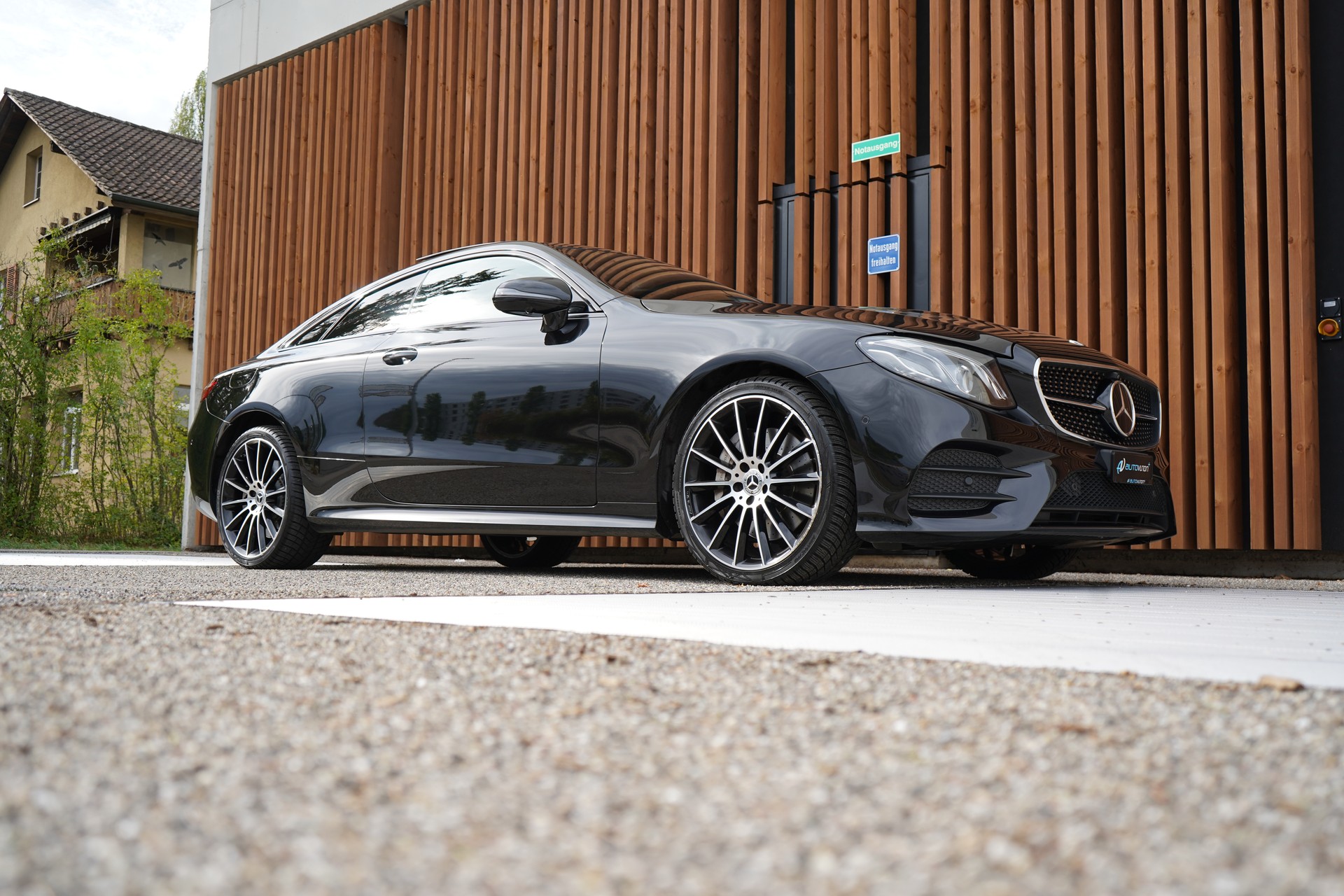 MERCEDES-BENZ E 450 COUPÉ AMG LINE BLACK 4 MATIC 9G-TRONIC l 367 PS-image-10