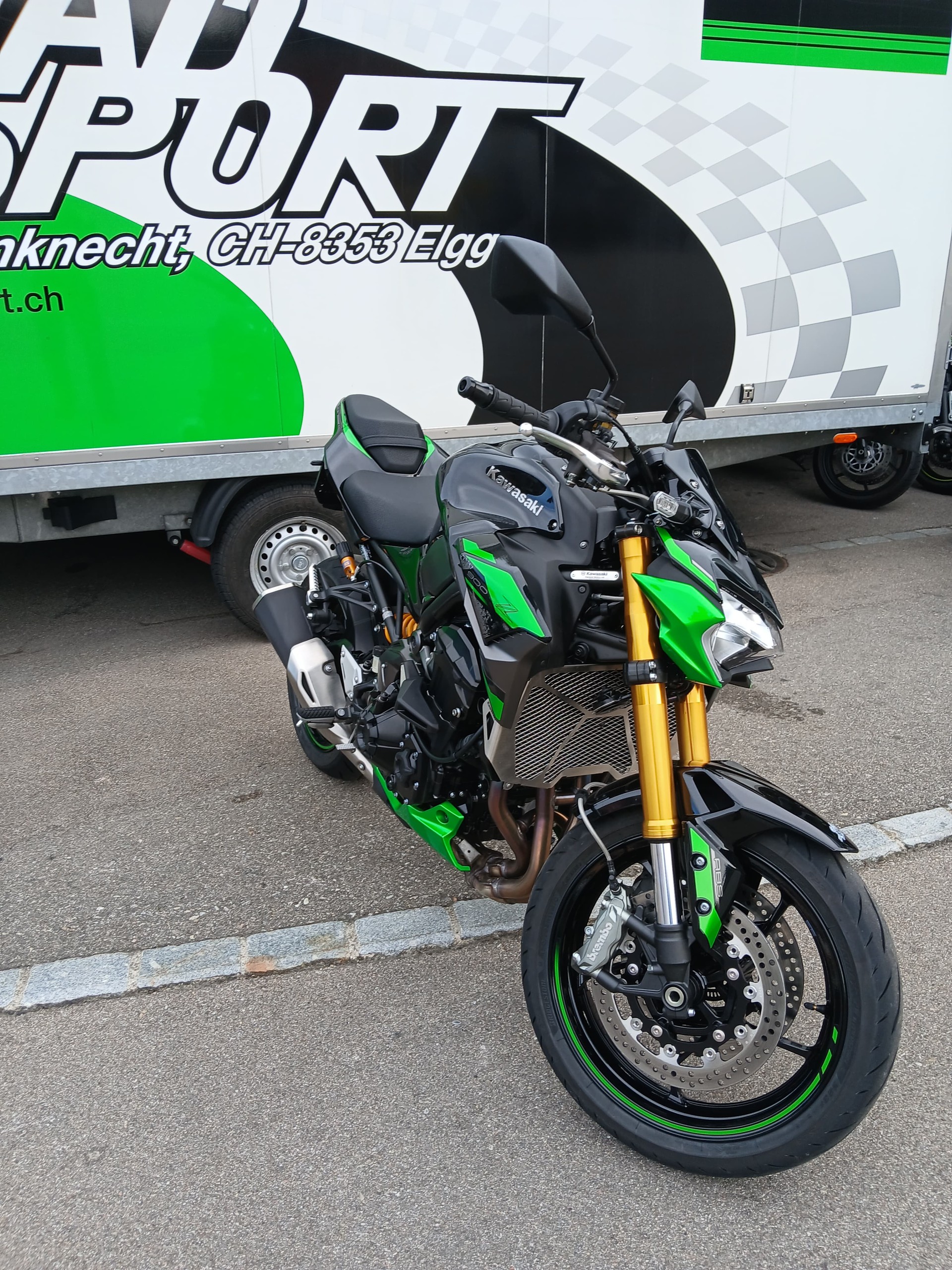 KAWASAKI Z 900-image-9