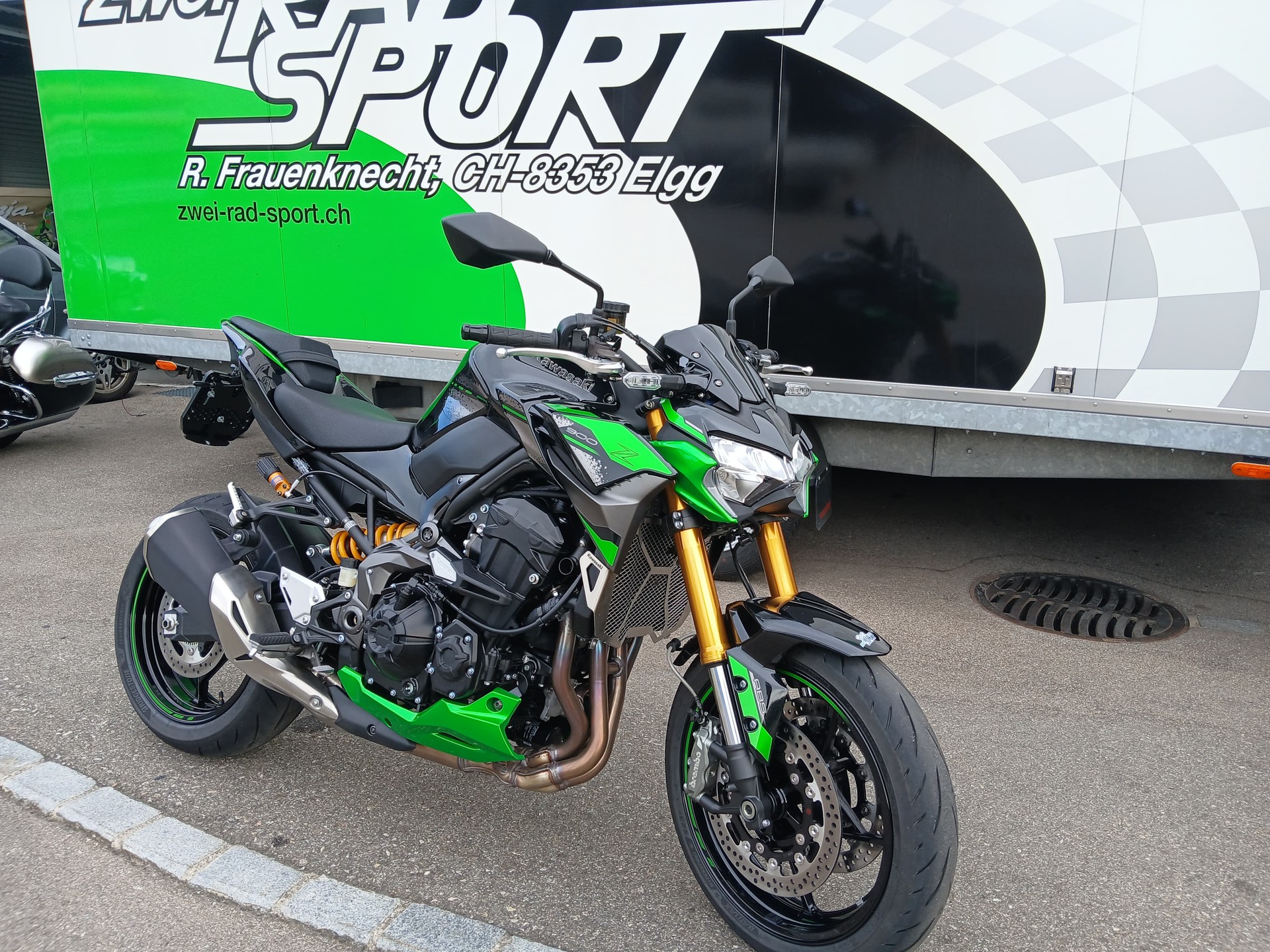 KAWASAKI Z 900-image-0