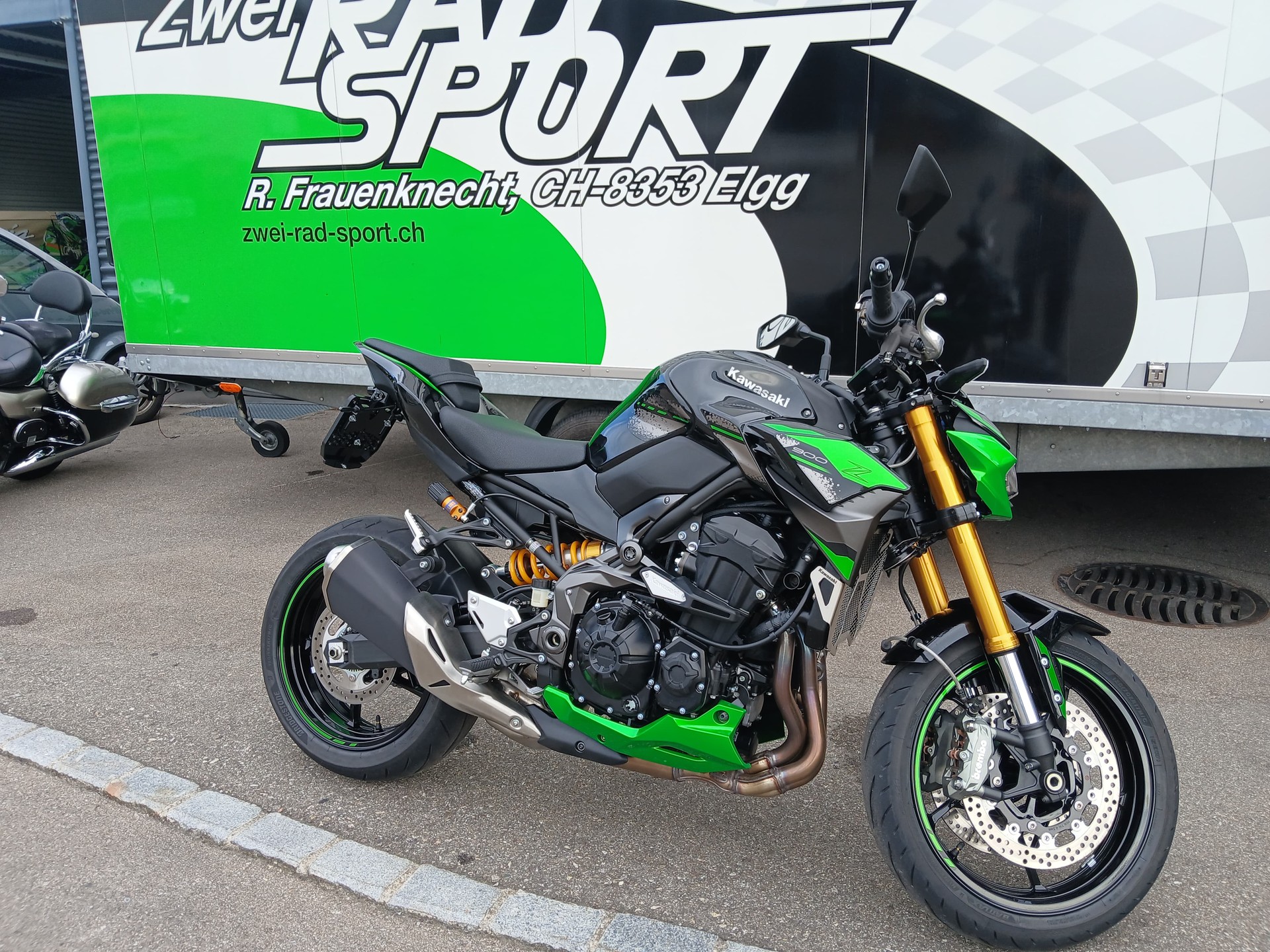KAWASAKI Z 900-image-5
