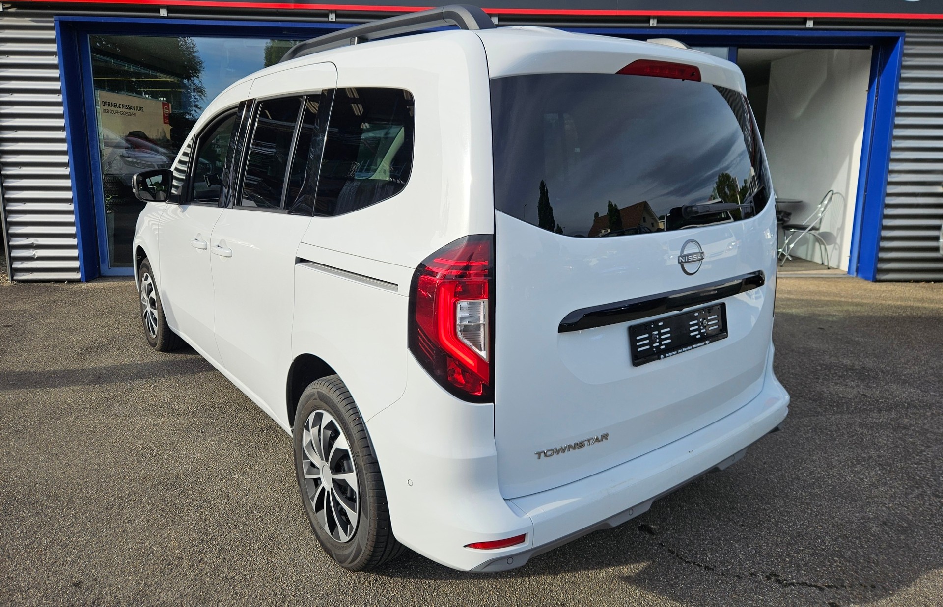 NISSAN Townstar Kombi 1.3 DIG-T L1 Tekna-showroom-element-1