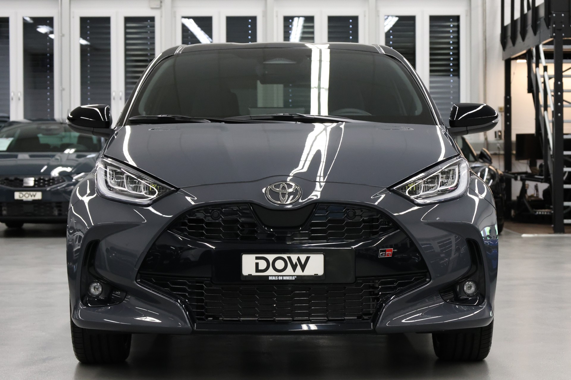 TOYOTA Yaris 1.5 VVT-i HSD GR Sport-image-4