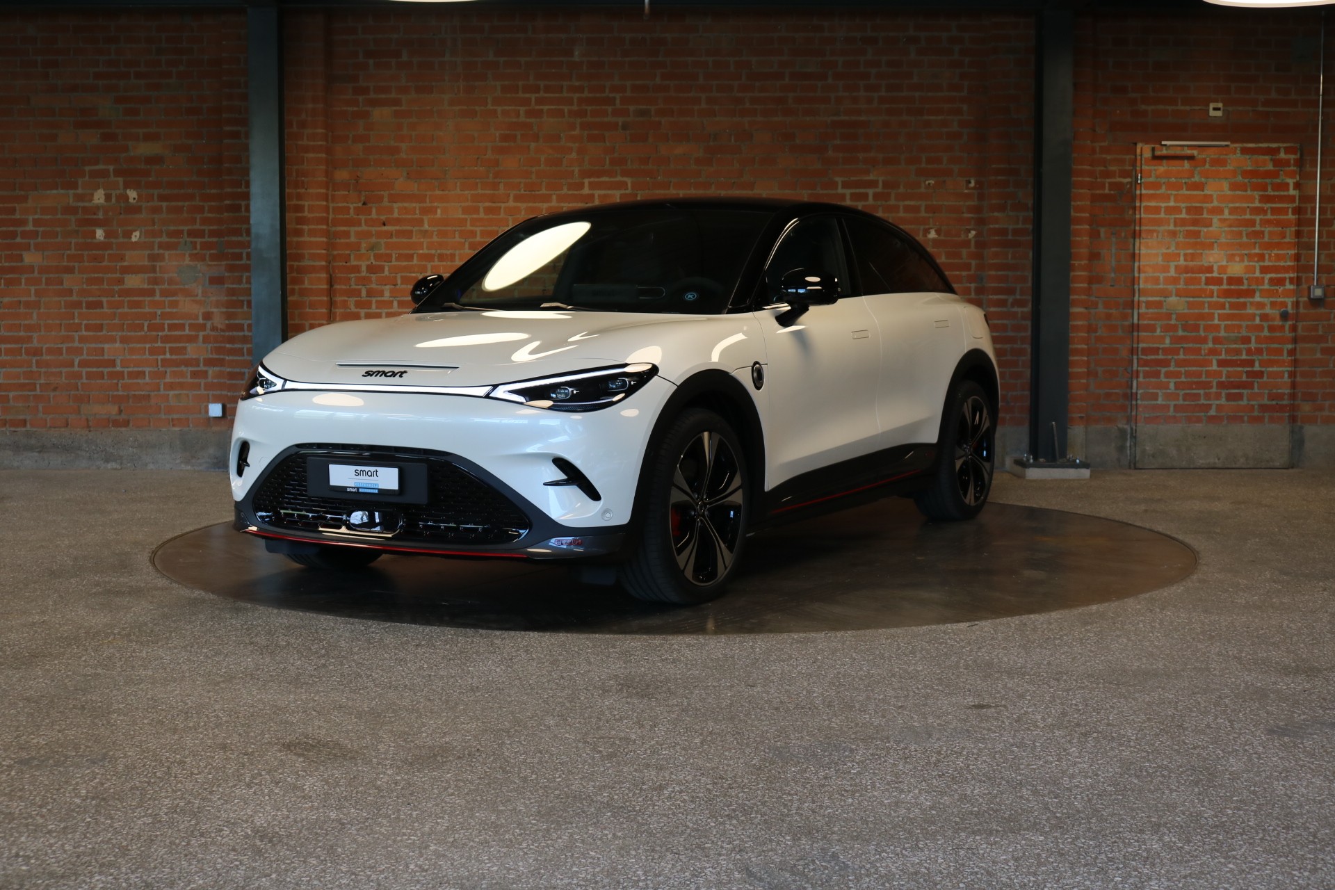 SMART #3 66kWh BRABUS 4x4, 428PS, Aktions-Leasing 0% oder Cash-Prämie CHF 4'000.-, sofort verfügbar-image-4