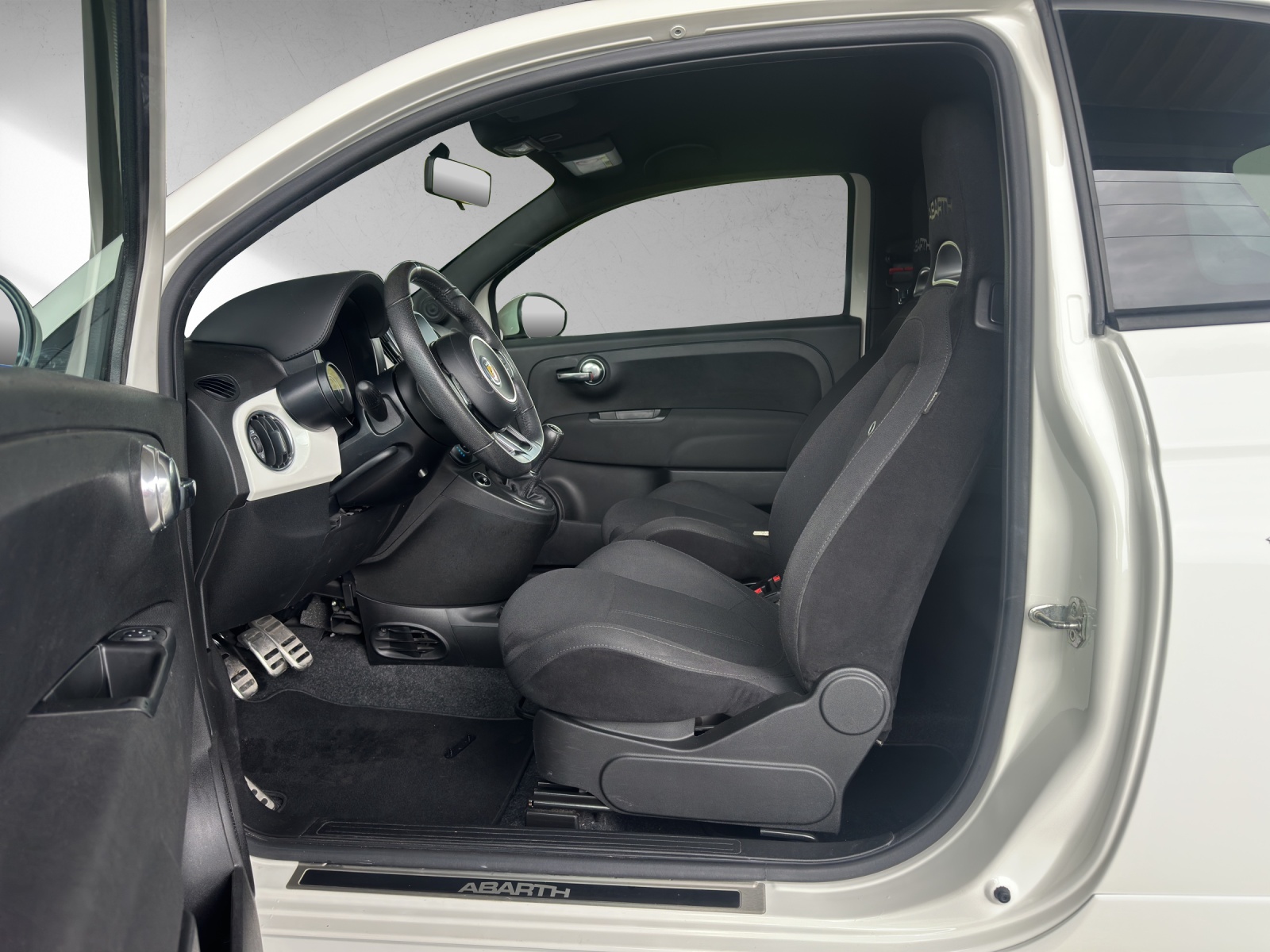 FIAT 595 1.4 16V Turbo Abarth-image-6