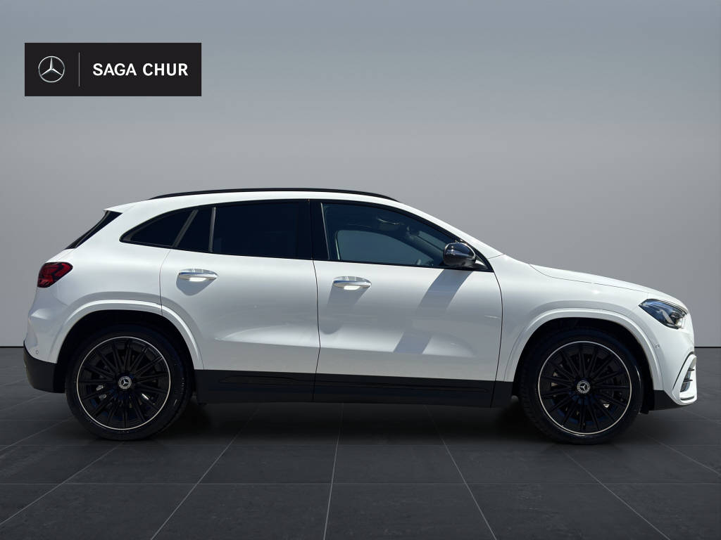 MERCEDES-BENZ GLA 250 Swiss Star AMG Line 4matic-image-6